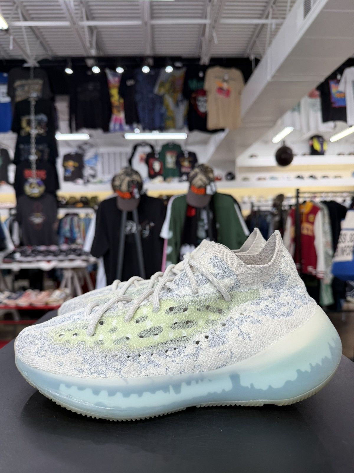 Adidas Yeezy Boost 380 Alien Blue Size 9 (2021) Size US 9 / EU 42 - 7 Thumbnail
