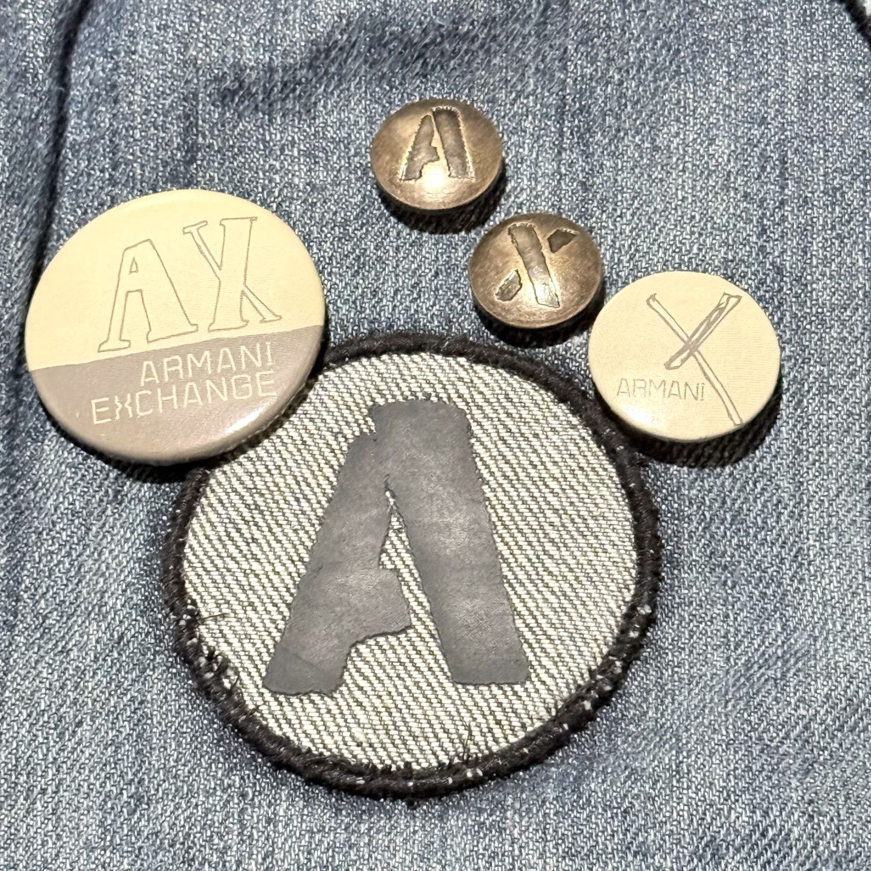 Armani Exchange Armani Exchange Jacket Blue Women's Large Denim Trucker Collared Patchwork/Logo Button Vintage? No Size L / US 10 / IT 46 - 5 Thumbnail