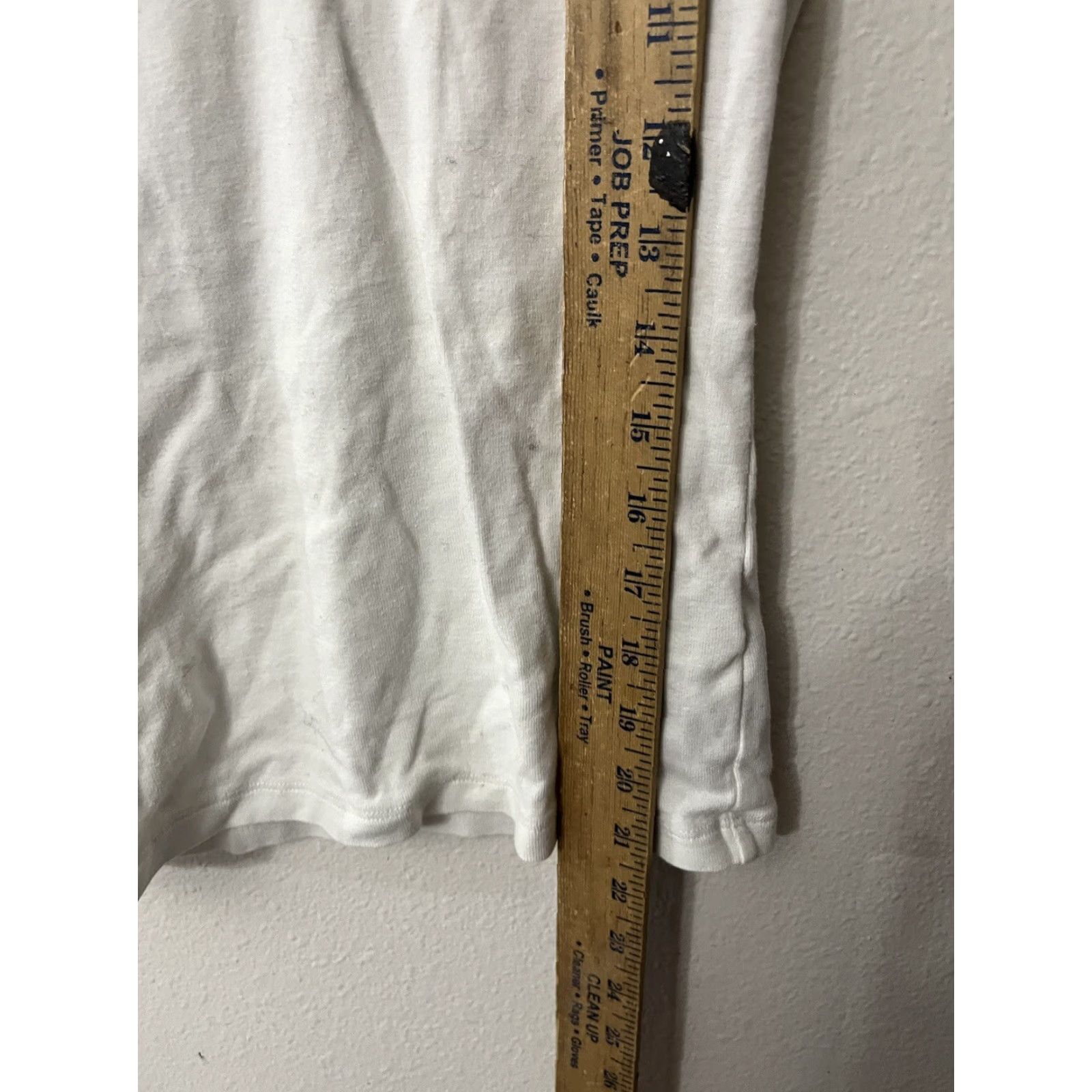 Tommy Hilfiger VINTAGE Tommy Hilfiger Womens T-Shirt Jersey Short Sleeve V-Neck Cotton 2XS White Casual Size XXS / US 00 / IT 34 - 4 Thumbnail