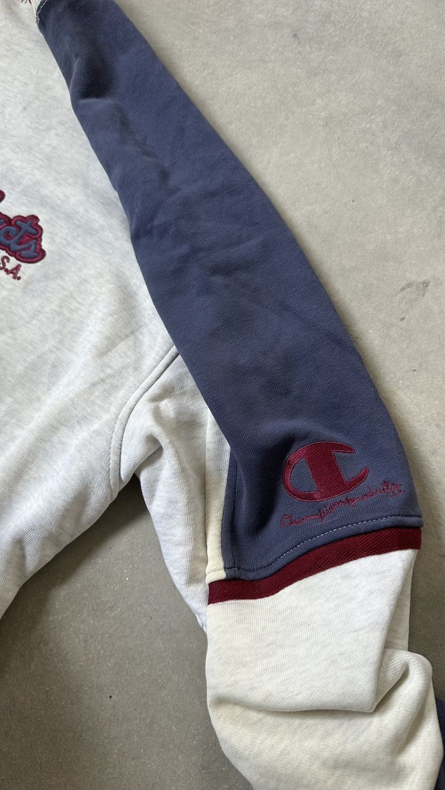 Champion VINTAGE 90S CHAMPION SWEATSHIRT Size US L / EU 52-54 / 3 - 5 Thumbnail