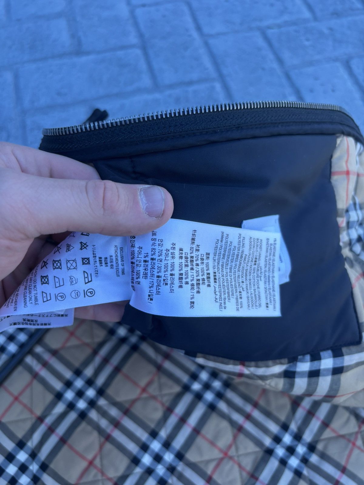 Burberry Burberry plaid lined puffer Size US XL / EU 56 / 4 - 9 Thumbnail