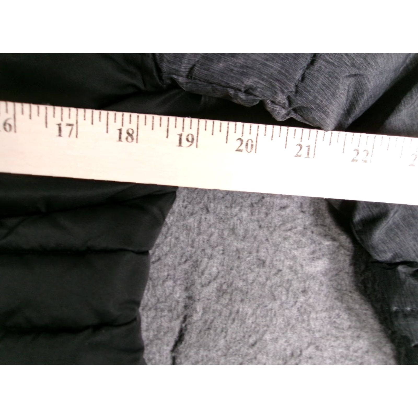 Cole Haan Cole Haan Black Faux Fur Puffer Jacket Women S Mid-Length Zip Insulated Lined Pockets Warm Winter Casual 90s Chic Size 28" / US 6 / IT 42 - 4 Thumbnail