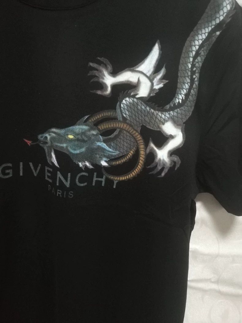 Givenchy Givenchy Summer Men's Trend Blue Dragon Printed Half Sleev Size US S / EU 44-46 / 1 - 4 Thumbnail