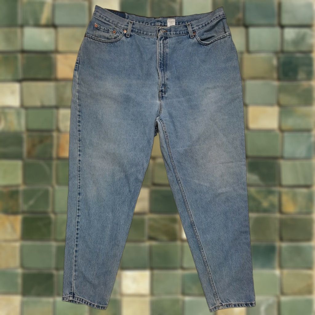 Levi's VINTAGE Levi's 550 Women Jeans Tapered Leg Blue Mom 22W 38x29.5 Zip Belt Loops Size 40" / US 18 - 1 Thumbnail