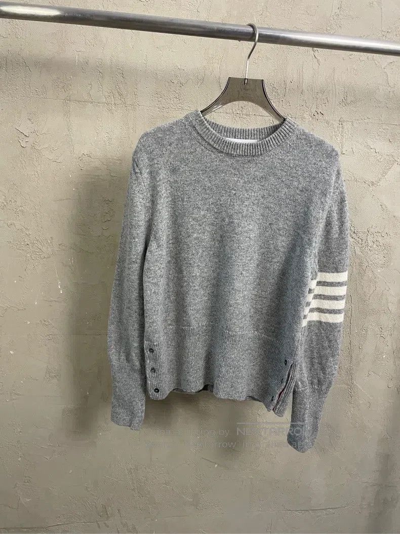Thom Browne Thom Browne Gray wool crewneck sweater Size US M / EU 48-50 / 2 - 1 Thumbnail