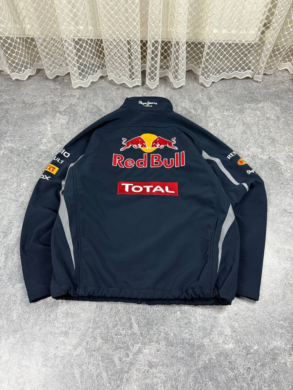 Pepe Jeans Red Bull F1 Racing Softshell Jacket Infiniti Size US M / EU 48-50 / 2 - 2 Thumbnail