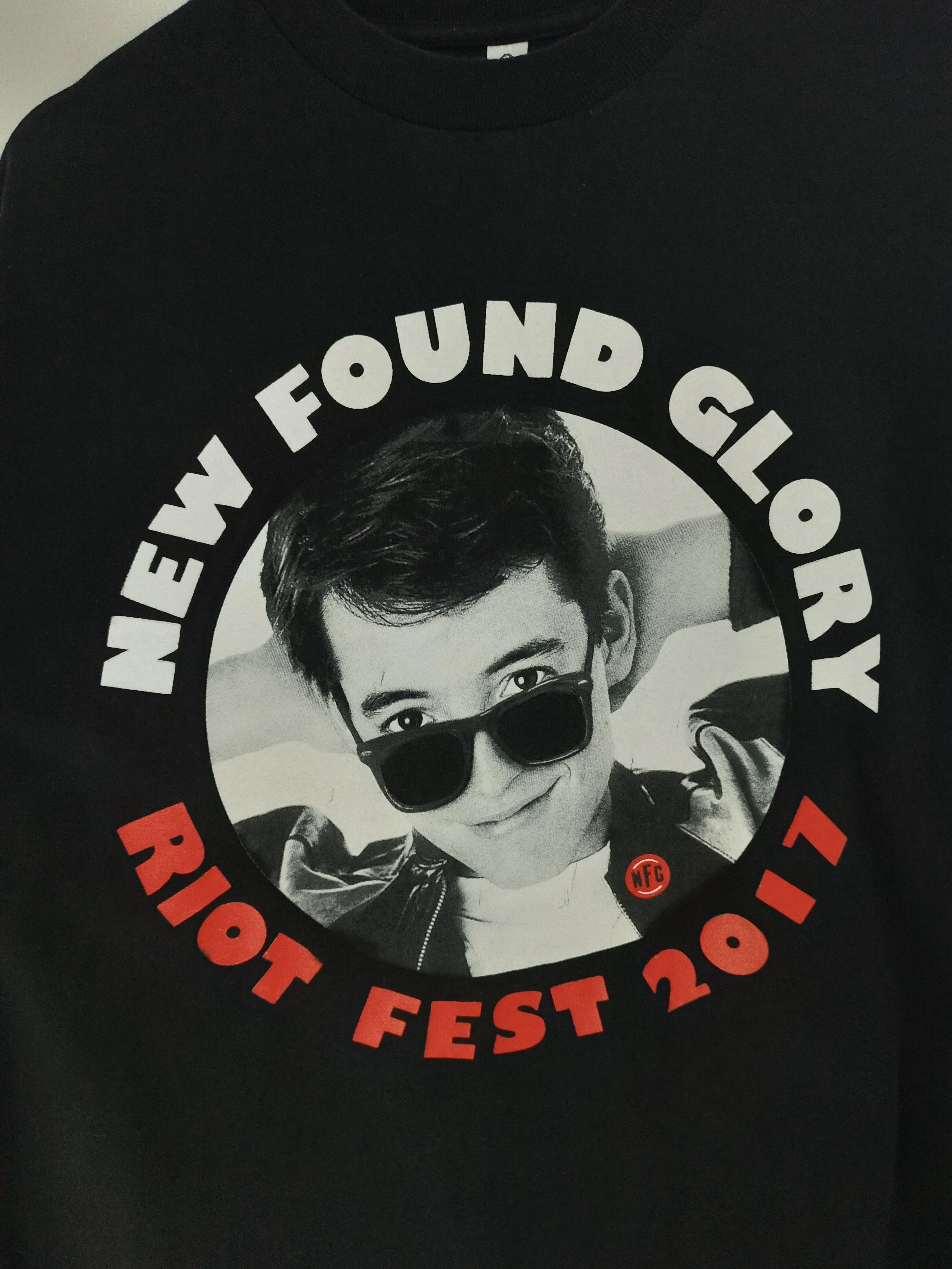 Band Tees VINTAGE NEW FOUND GLORY RIOT FEST 2017 POP PUNK NOFX MXPX Size US M / EU 48-50 / 2 - 8 Thumbnail