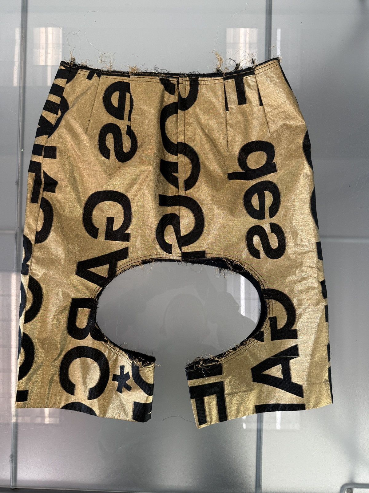 Comme des Garcons Comme does garçons cut out shorts Size US 29 - 4 Thumbnail