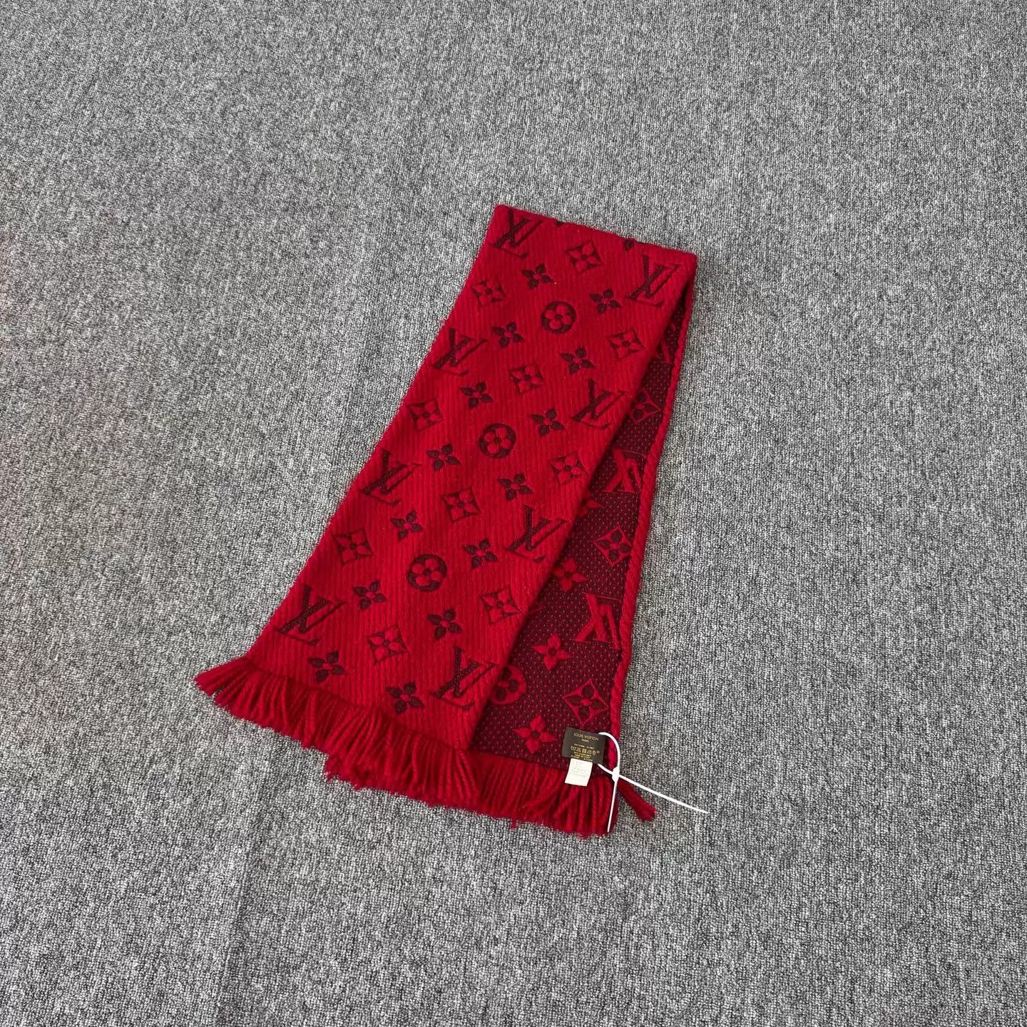Louis Vuitton LV Double-sided Monogram Wool Scarf Red 99 New Size ONE SIZE - 2 Thumbnail