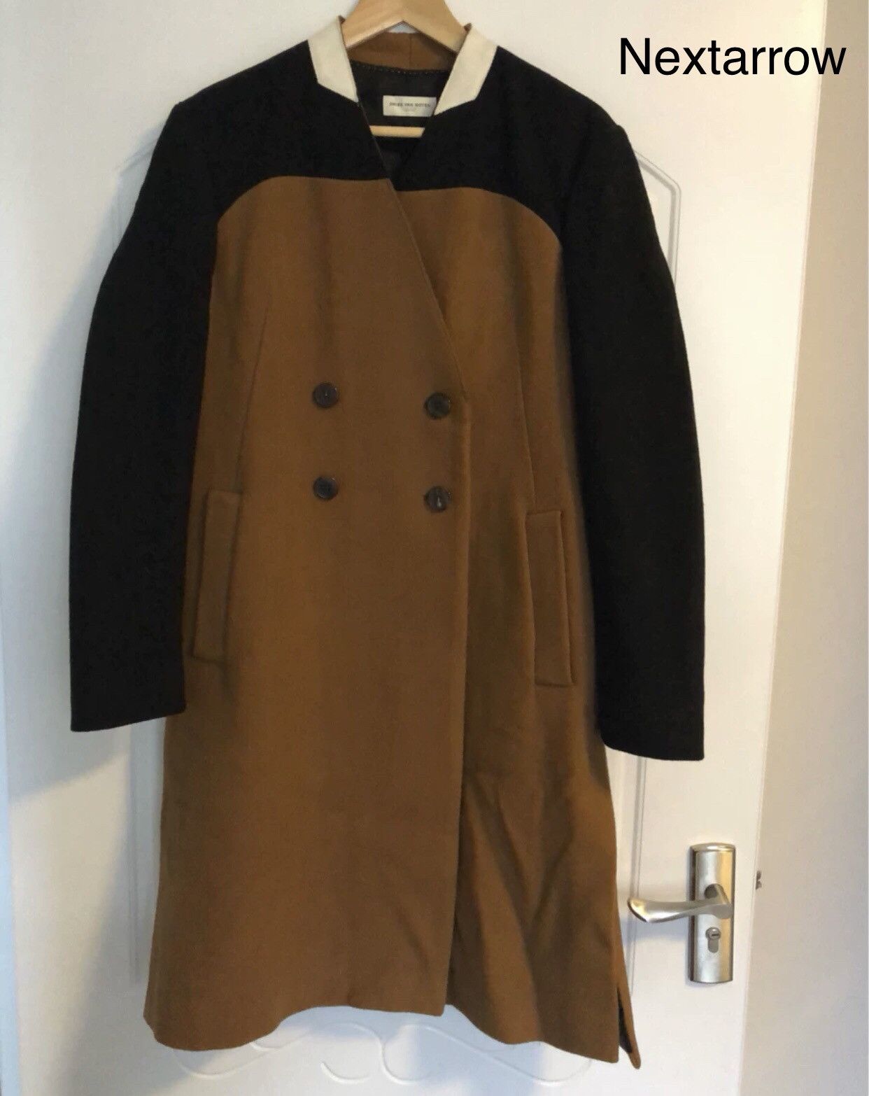 Dries Van Noten Dries van noten Color-matching coat 2412-Nextarrow Size US S / EU 44-46 / 1 - 1 Thumbnail