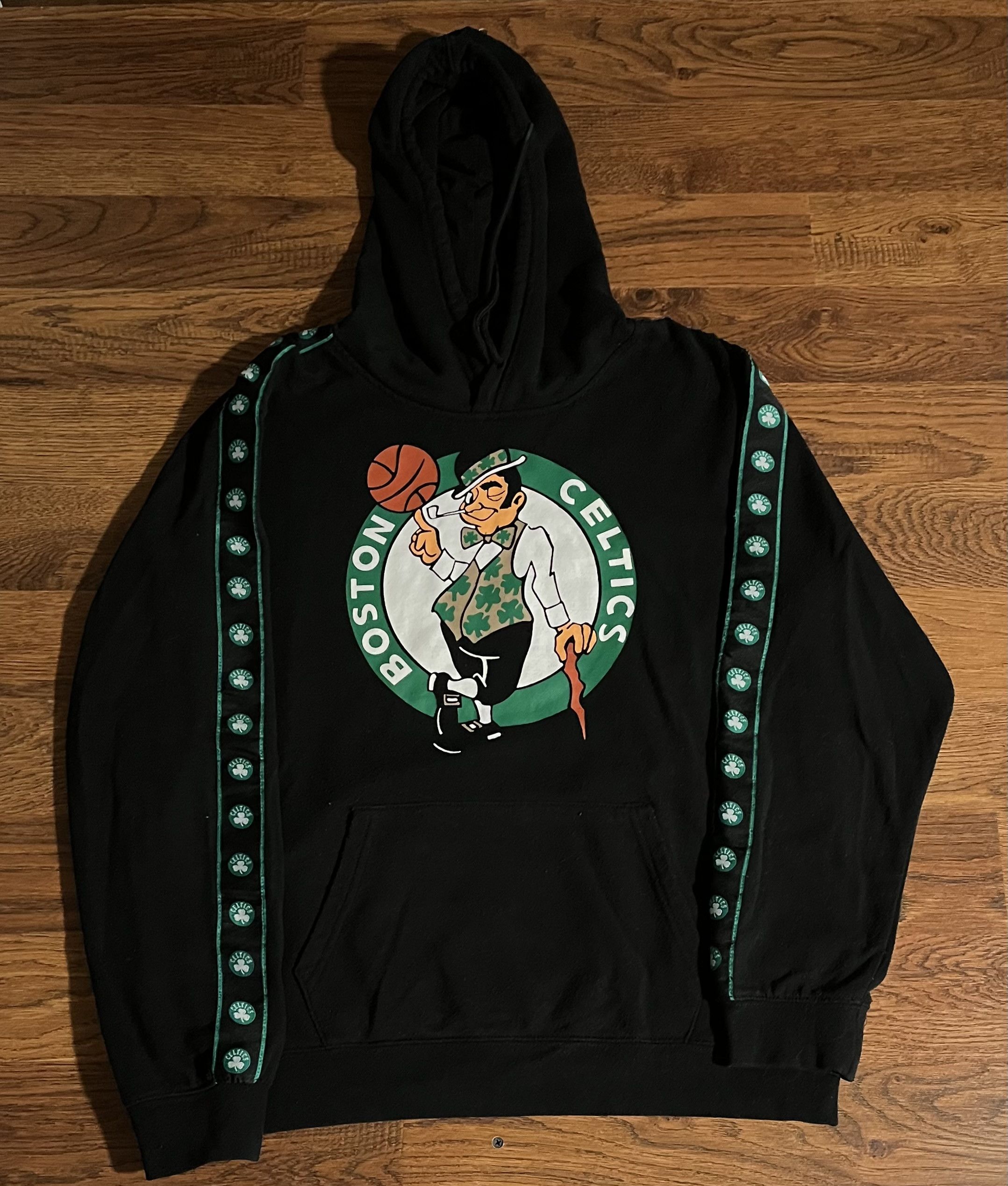 NBA NBA Boston Celtics Hoodie Lucky Leprechaun Size US M / EU 48-50 / 2 - 1 Thumbnail