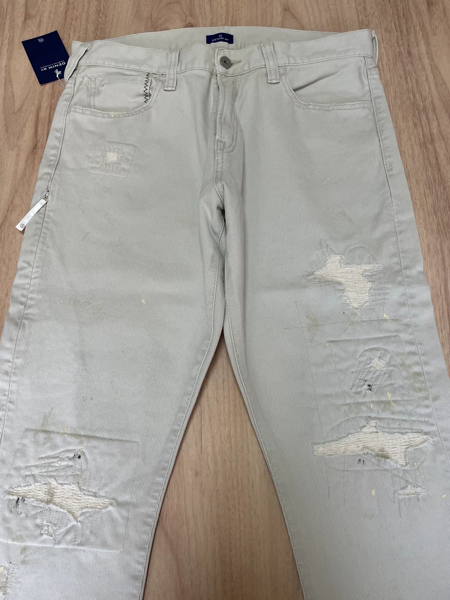 Vanquish Beige Distressed Denim Pants Size 32 Size US 32 / EU 48 - 3 Thumbnail