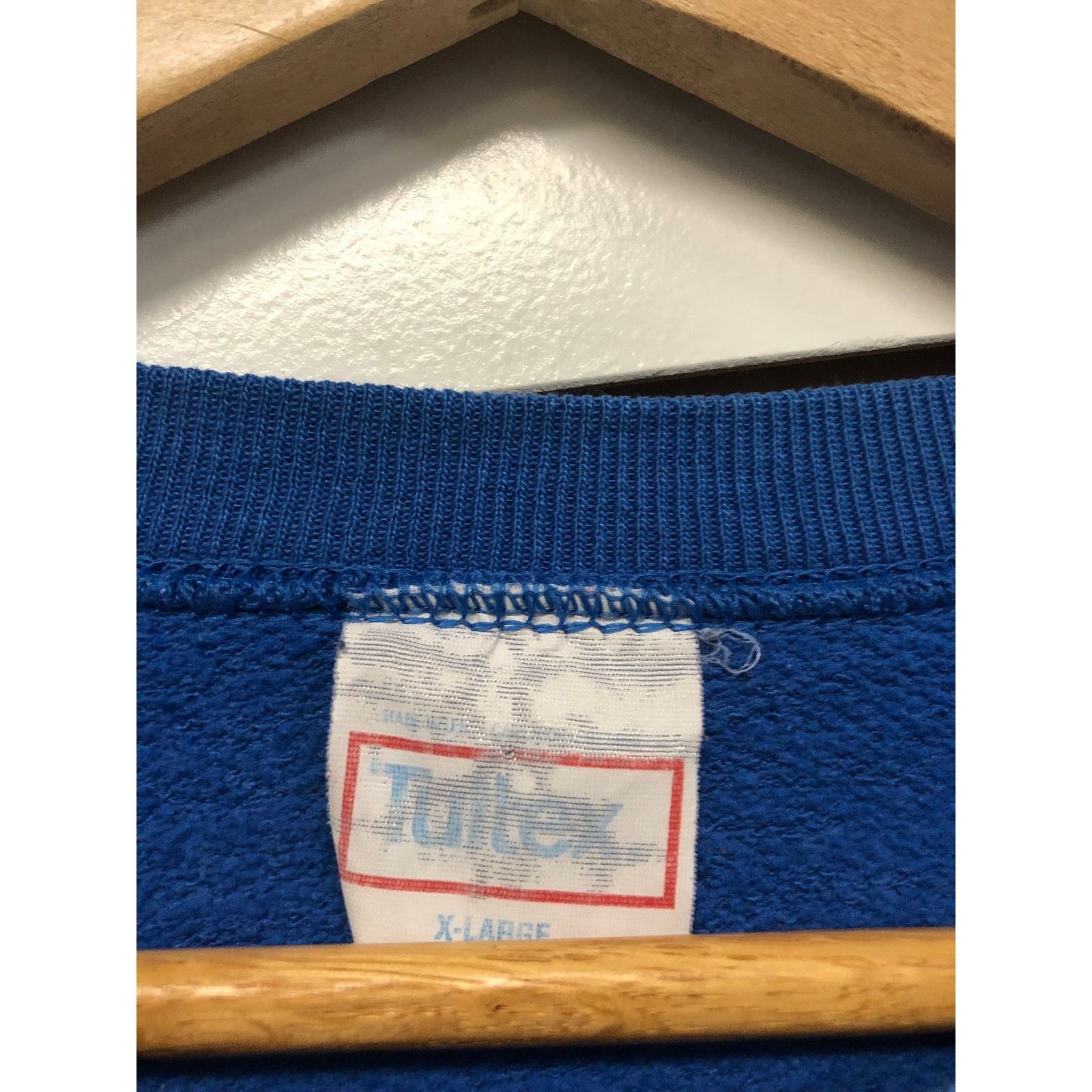 Tultex Vintage Blank blue Sweatshirt size XL 1980s 50/50 poly cott Size US XL / EU 56 / 4 - 4 Thumbnail
