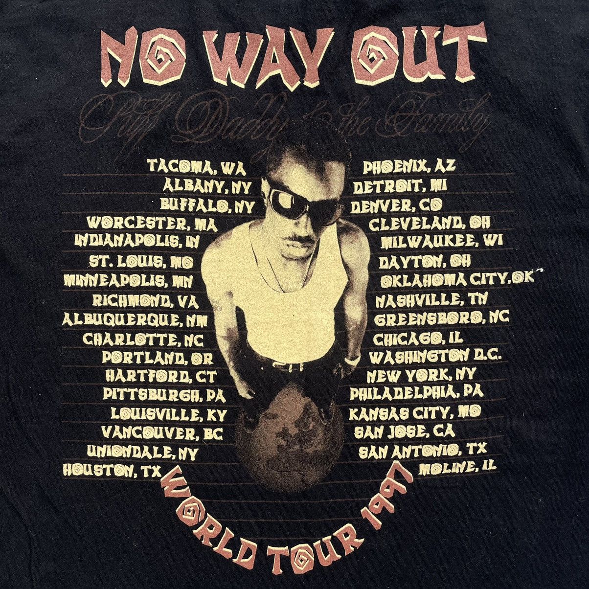 Rap Tees Vintage Puff Daddy No Way Out Tour Rap Tee Shirt Size XL Size US XL / EU 56 / 4 - 6 Thumbnail