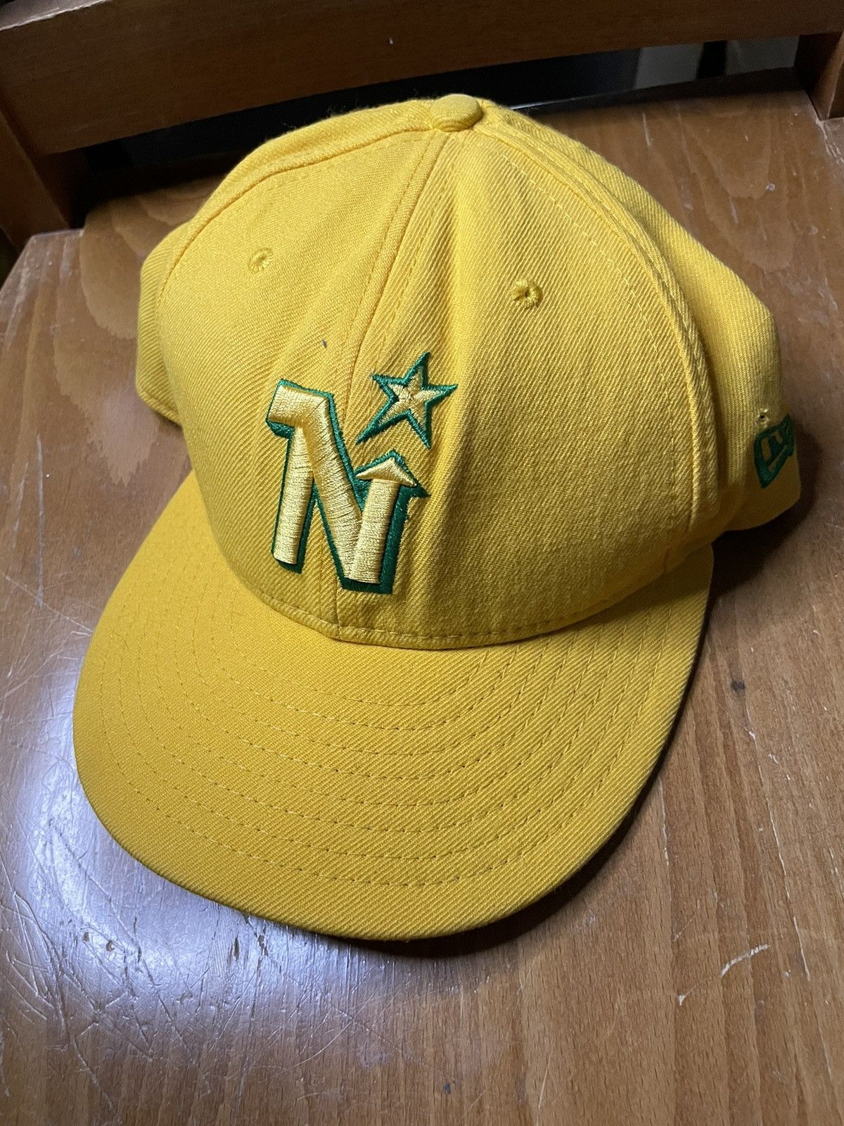 NHL × New Era × Vintage vintage nhl hockey Minnesota north stars new era fitted. Size 30 - 1 Thumbnail