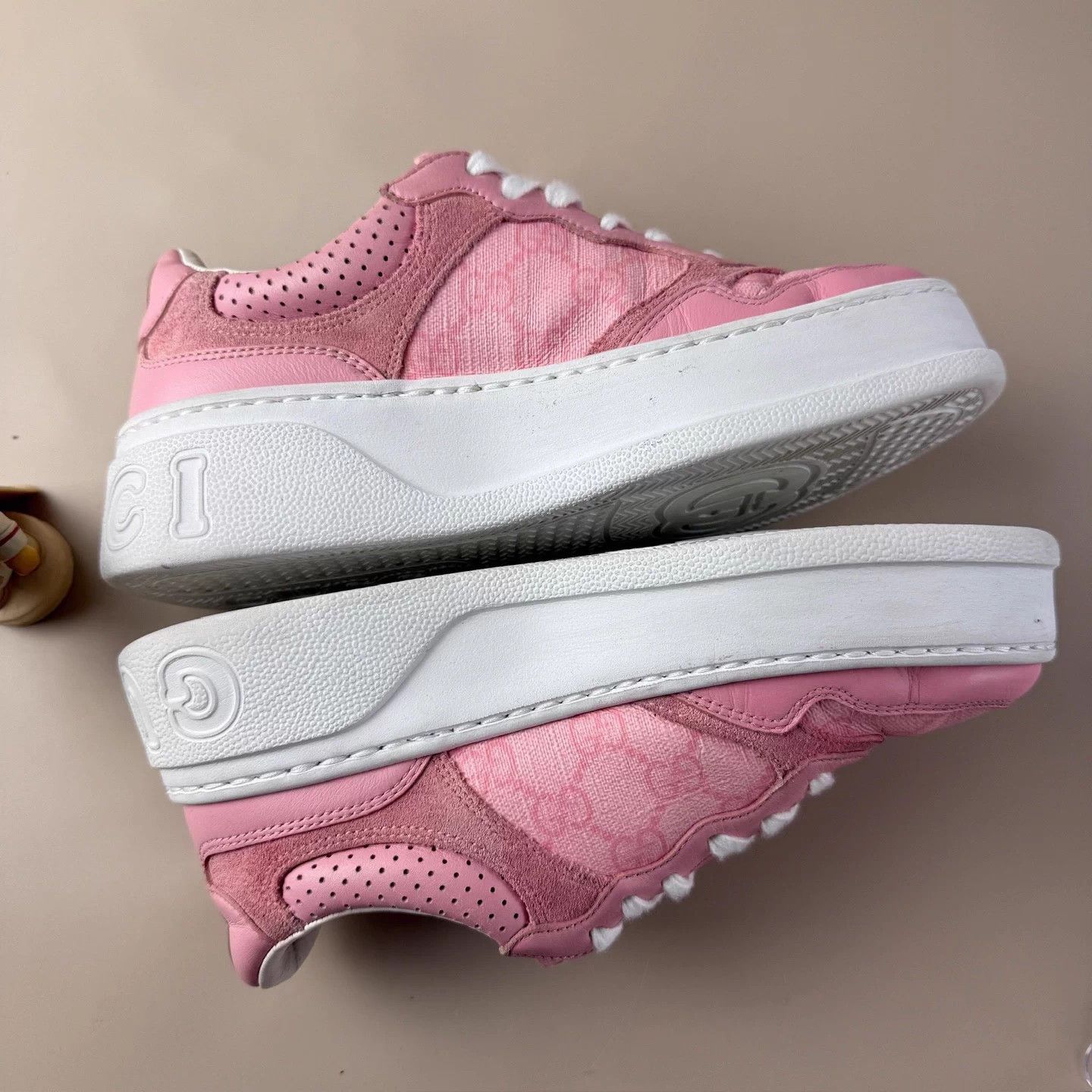 Gucci GUCCI White Pink GG Monogram "Cookie" Shoes - Size 35 Size US 4 / IT 34 - 4 Thumbnail