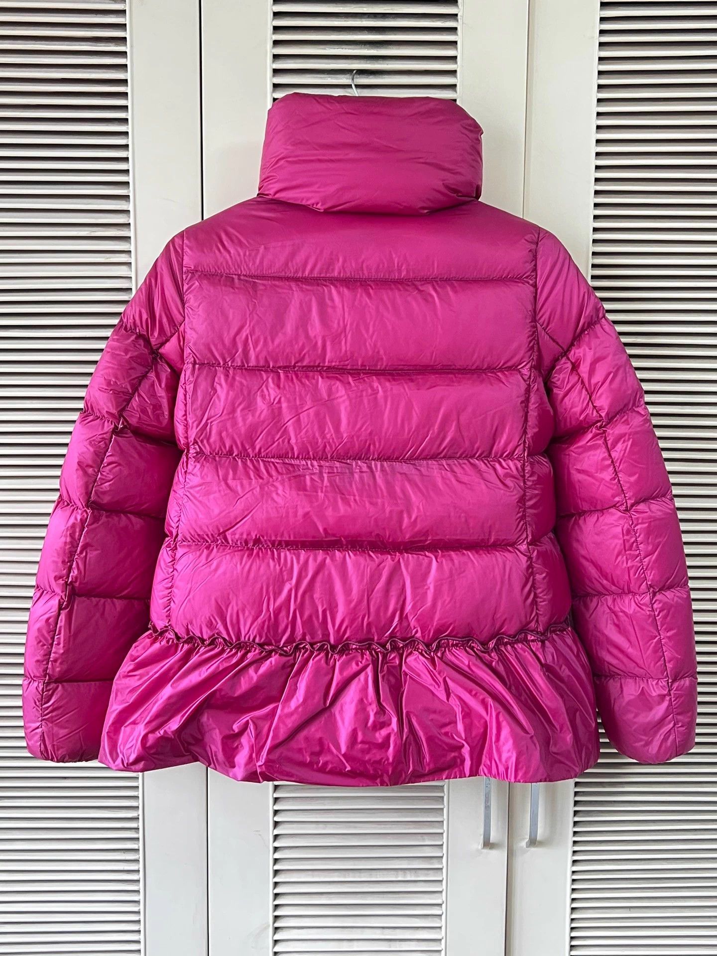Moncler Moncler Women's Swing Hem Stand Collar Down Coat Size 0 Size XS / US 0-2 / IT 36-38 - 2 Thumbnail