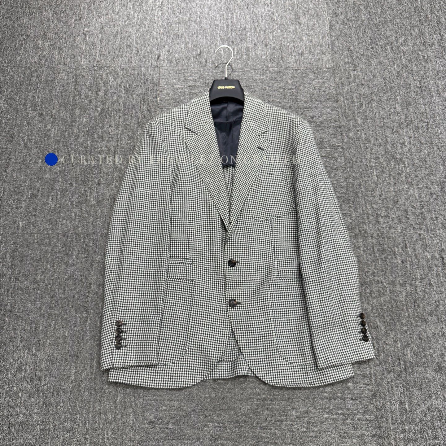 Brunello Cucinelli Elegant Gray Plaid Linen-Wool Blazer Size US M / EU 48-50 / 2 - 1 Thumbnail
