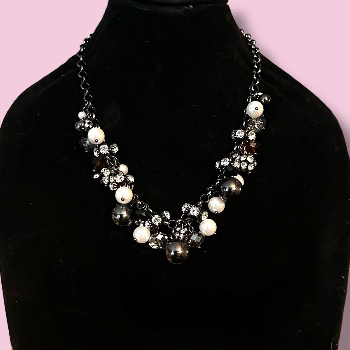 Other Natasha dark silver tone mixed bead statement necklace Size ONE SIZE - 1 Thumbnail