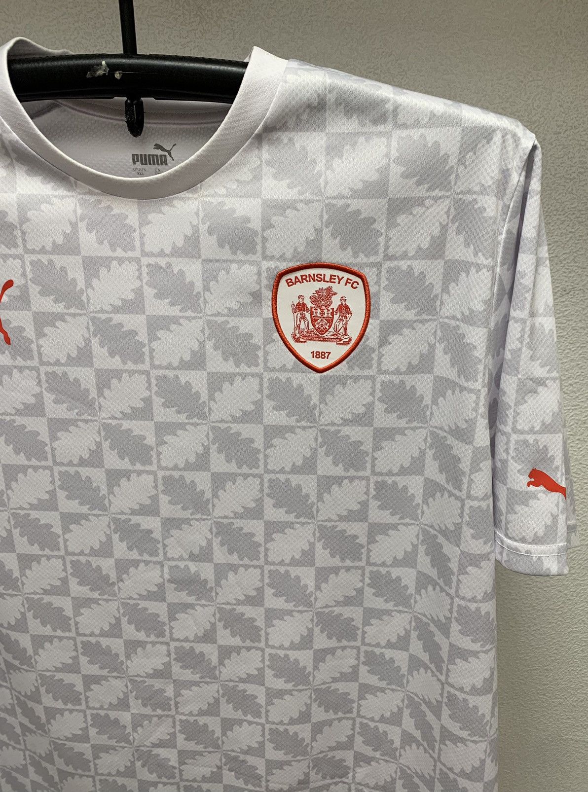 Puma Barnsley puma soccer jersey xxl 2xl soccer jersey Size US XXL / EU 58 / 5 - 3 Thumbnail