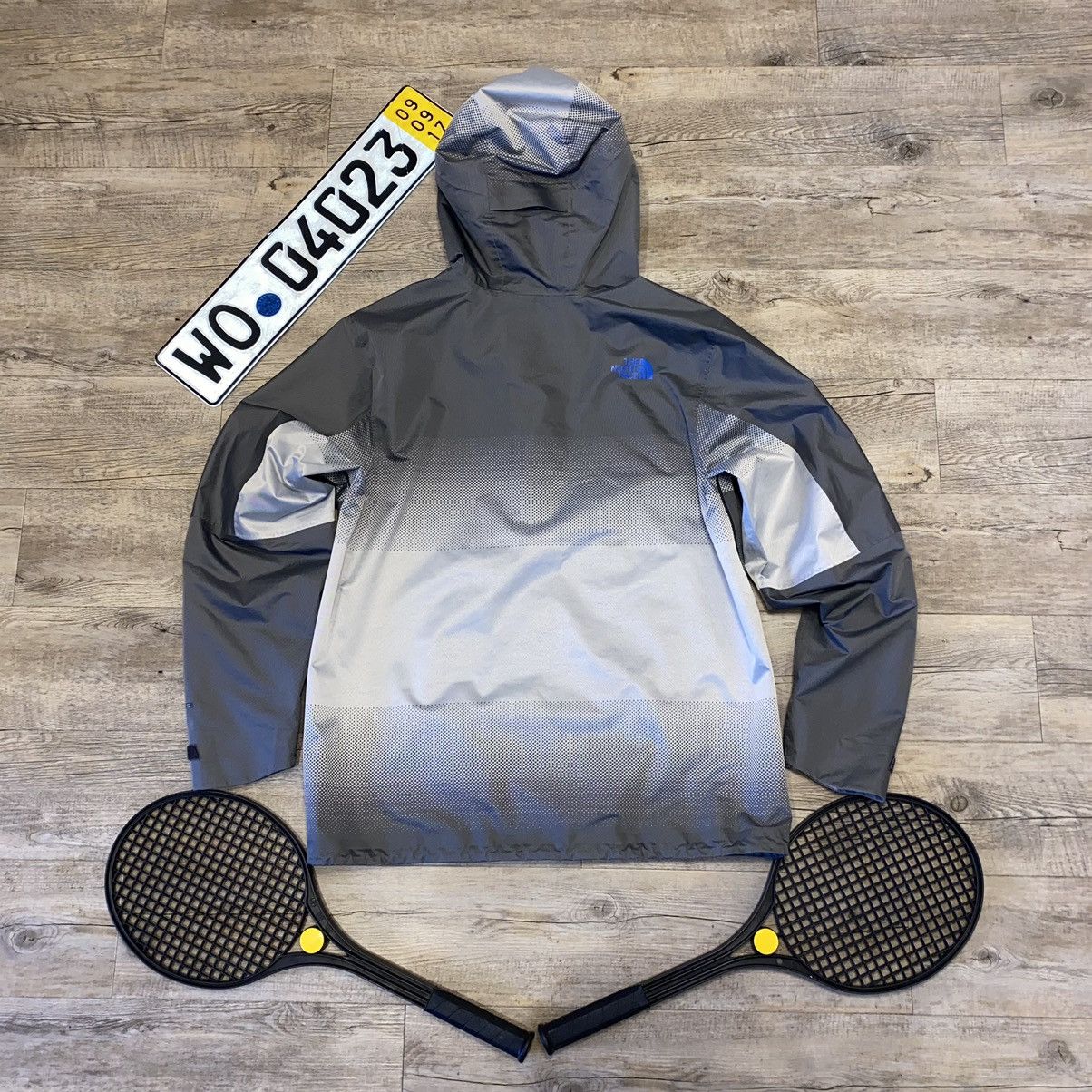 The North Face Hy-Vent 2.5L The North Face Matrix Jacket Size US L / EU 52-54 / 3 - 14 Thumbnail