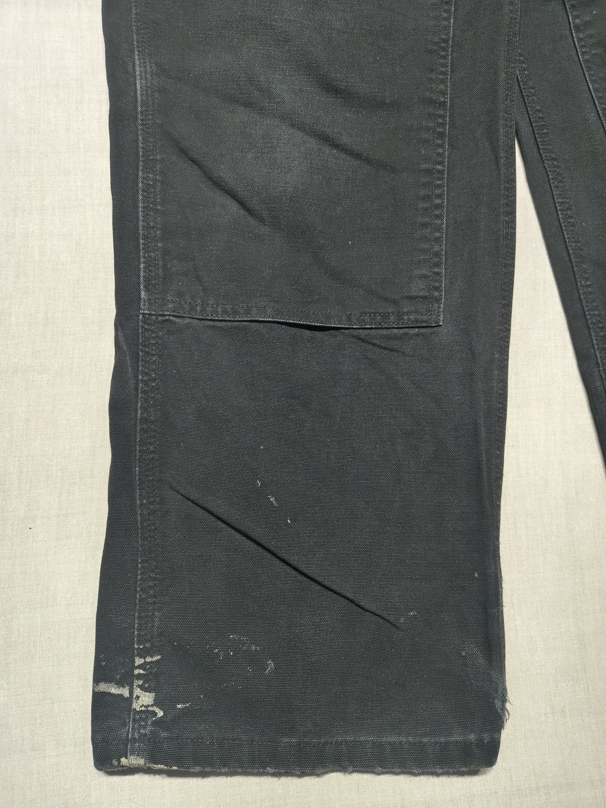Carhartt DISTRESSED VINTAGE BLACK CARHARTT DOUBLE KNEE DENIM 🪚(016) Size US 34 / EU 50 - 6 Thumbnail