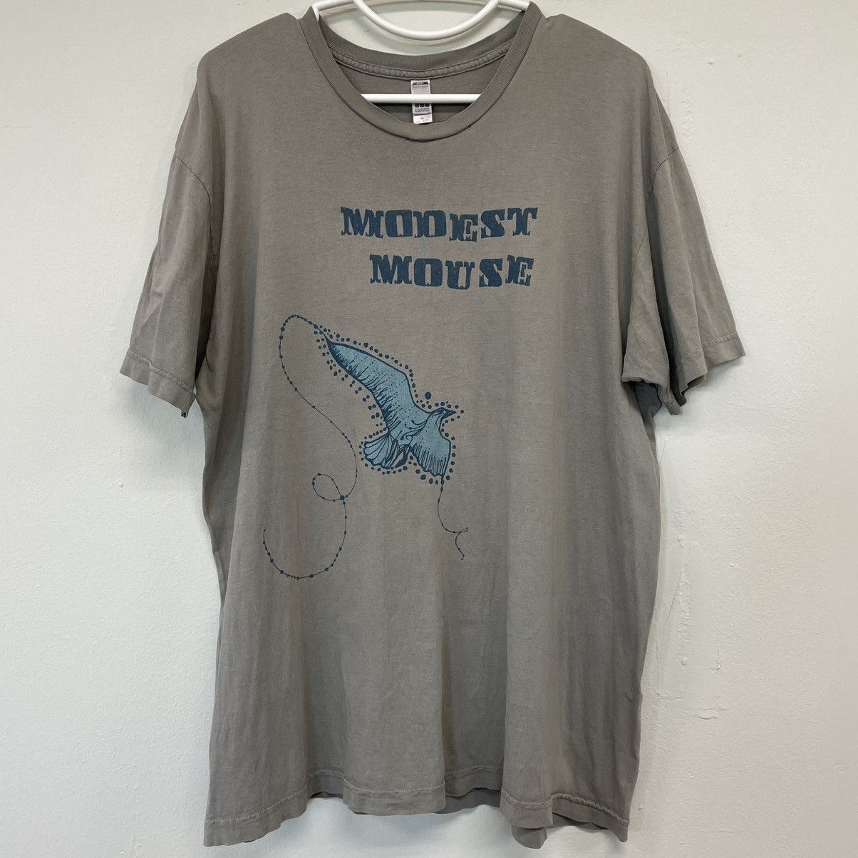 Band Tees Vintage Modest Mouse band t shirt Size US XL / EU 56 / 4 - 1 Thumbnail