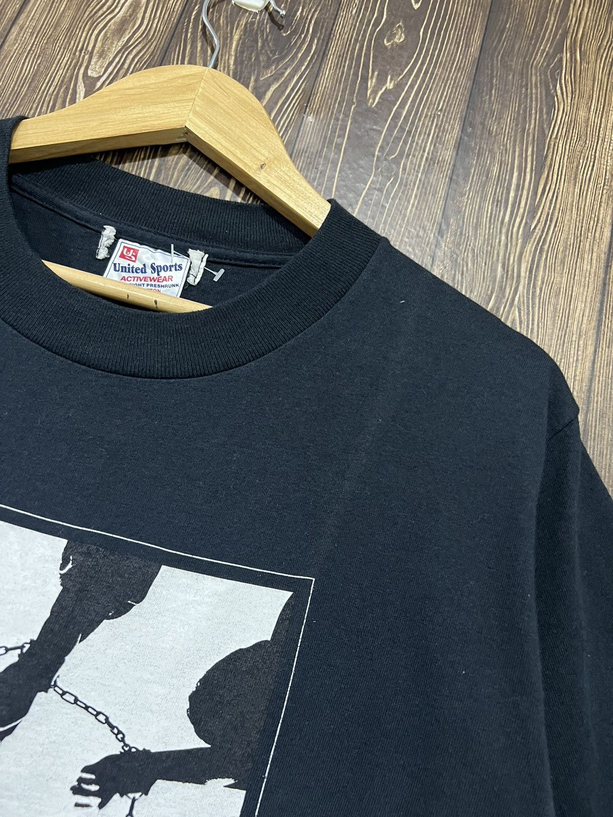 Vintage Vintage 90s Luna Sea Museum Art Tshirt Size US M / EU 48-50 / 2 - 3 Thumbnail