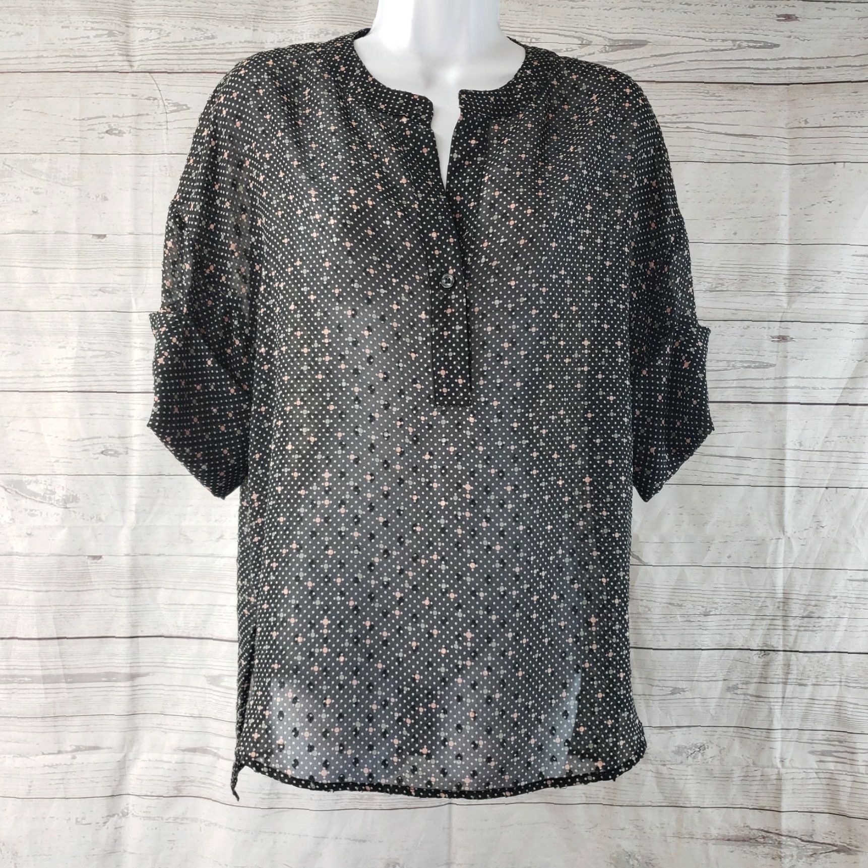 Vintage CAbi 239 Womens Swiss Dot Blouse Shirt Short Sleeve Black Small Popover Sheer Polyester Womens | SF Size S / US 4 / IT 40 - 2 Thumbnail