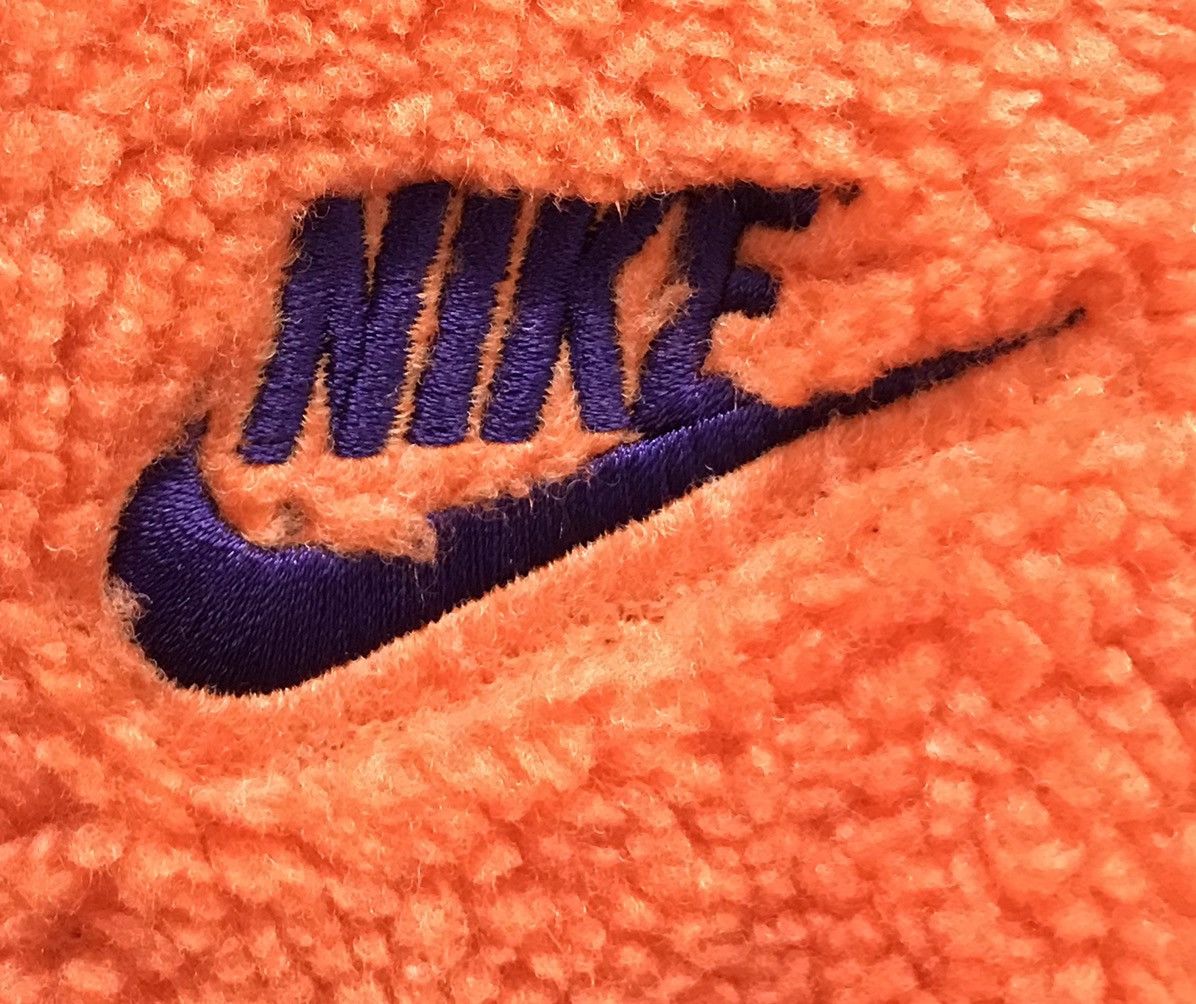 Nike Vintage Nike Track&Field Jacket Size US M / EU 48-50 / 2 - 7 Thumbnail