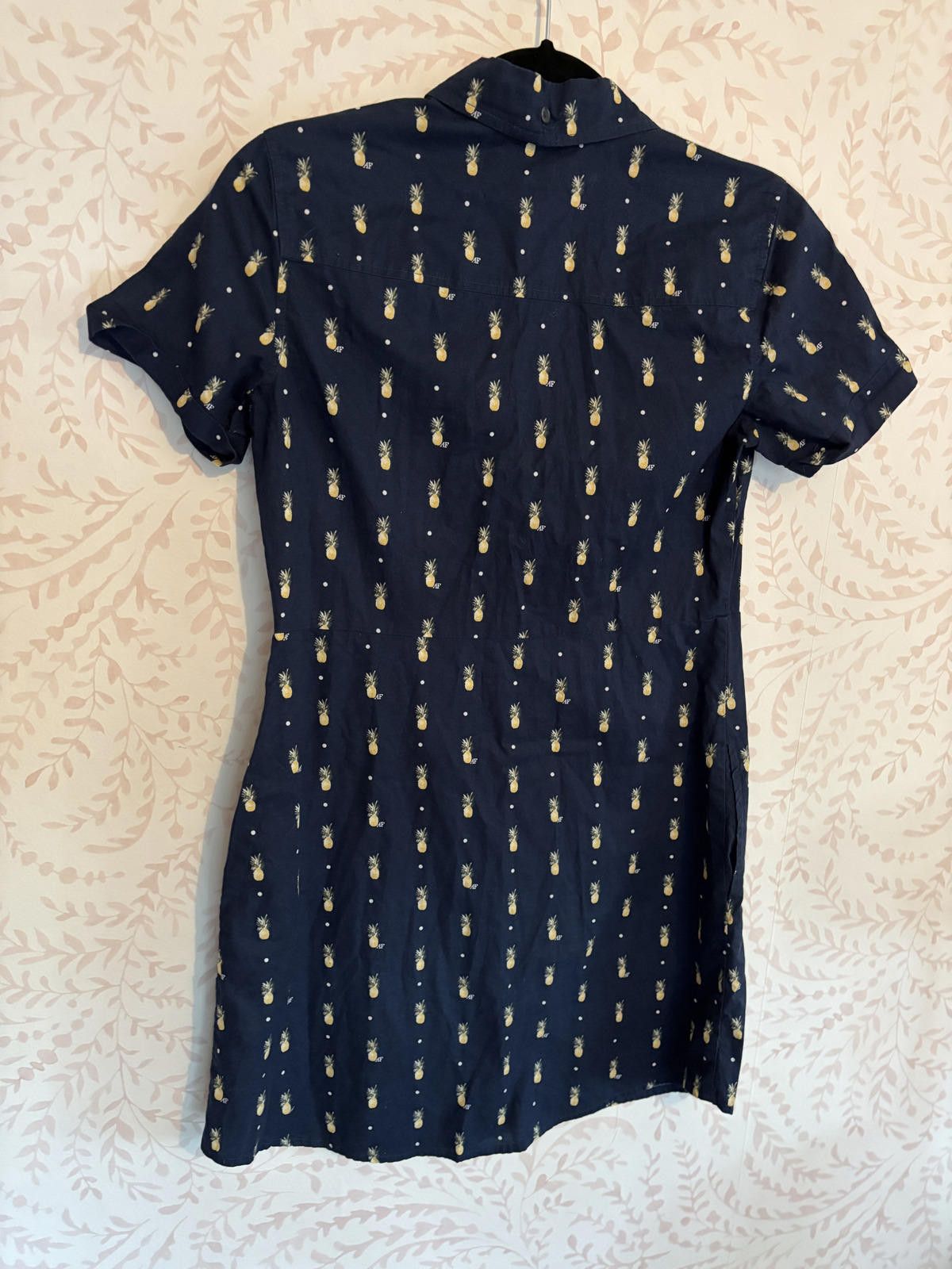 Abercrombie & Fitch Abercrombie & Fitch Navy Blue Pineapple Print Shirt Dres Size XS / US 0-2 / IT 36-38 - 6 Thumbnail