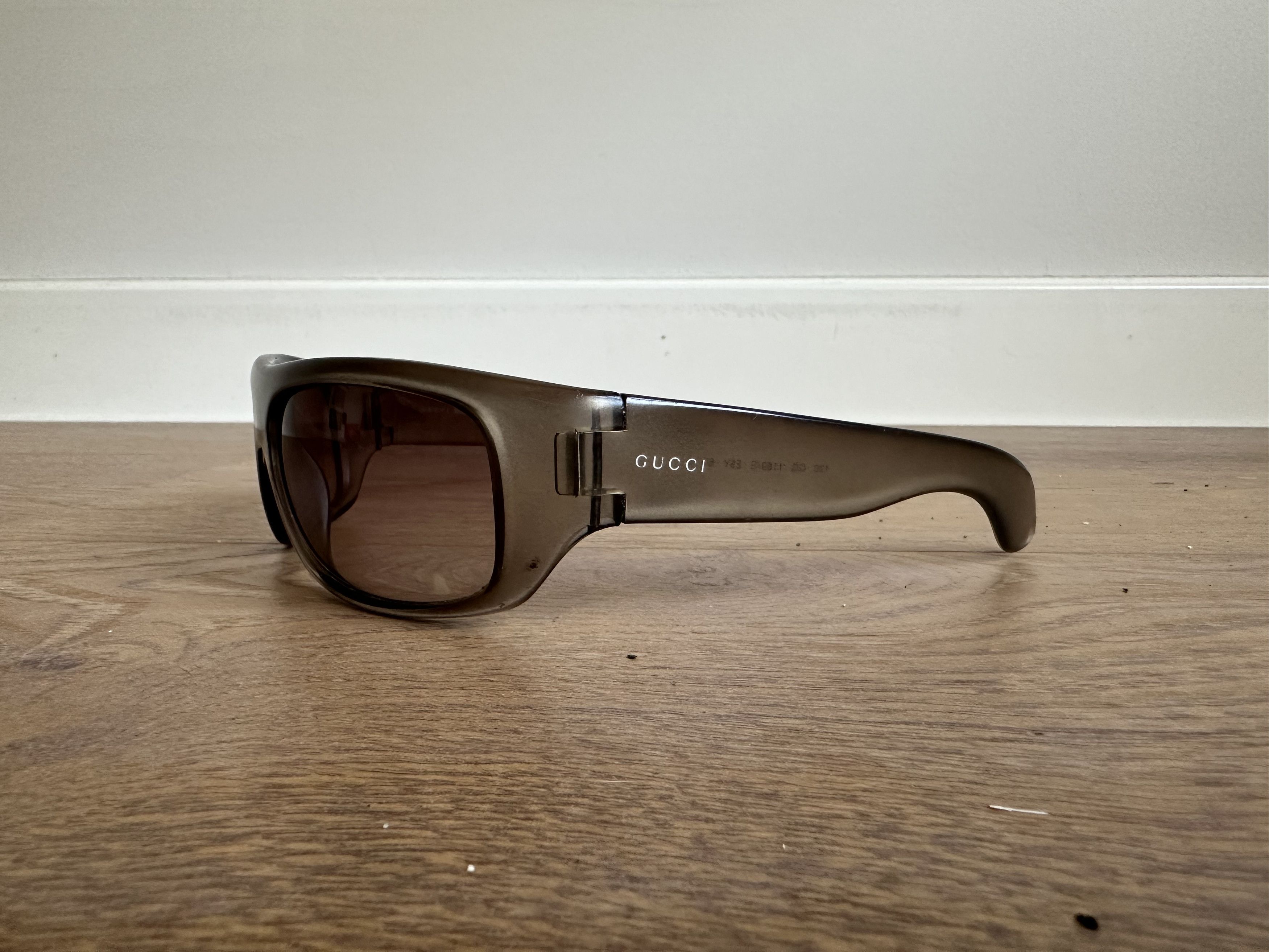 Gucci Grey matte Gucci Sunglasses Size ONE SIZE - 1 Thumbnail