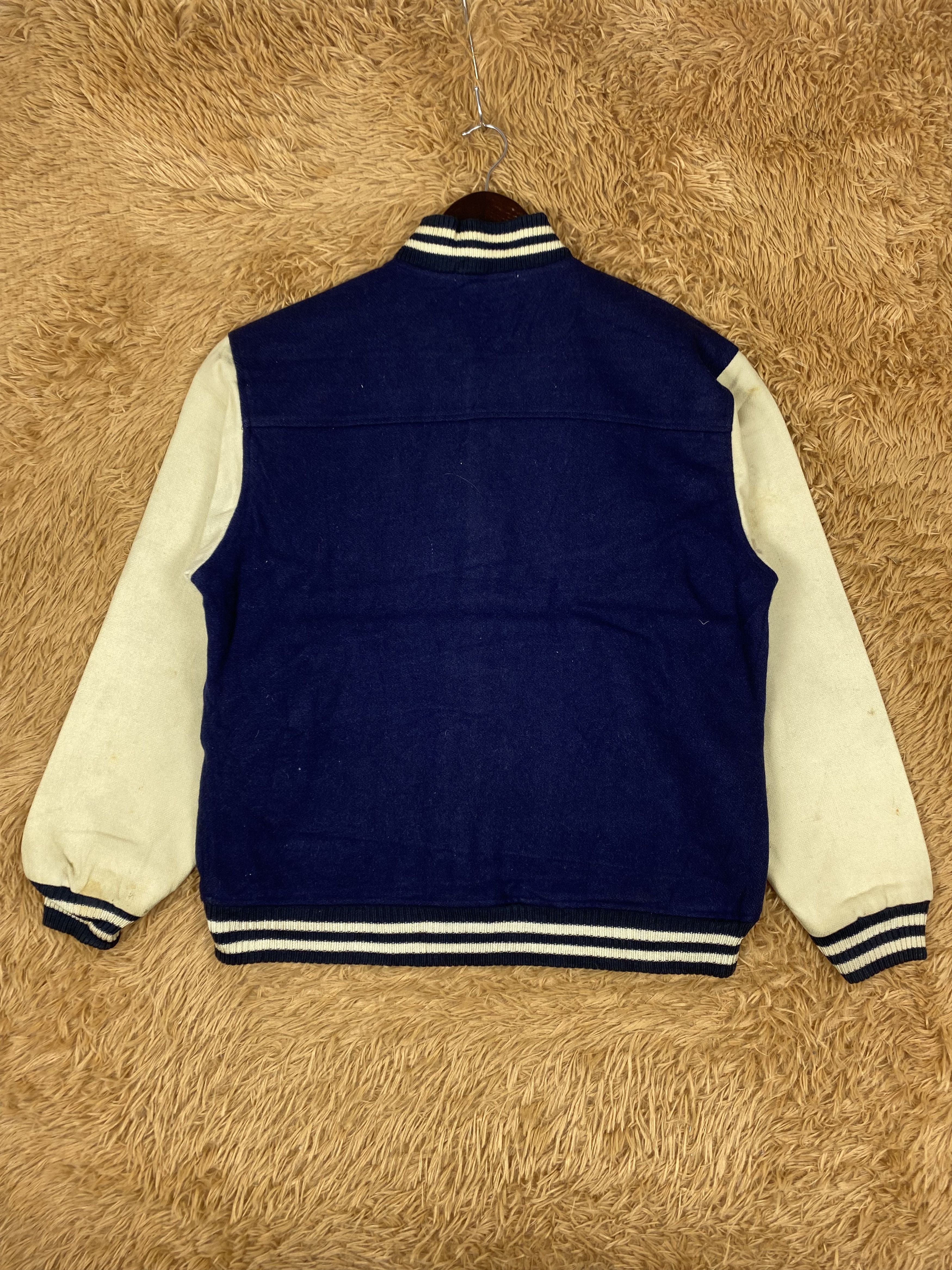 Japanese Brand Vintage Sporty Casual Varsity Jacket DJ1006 Size US L / EU 52-54 / 3 - 5 Thumbnail