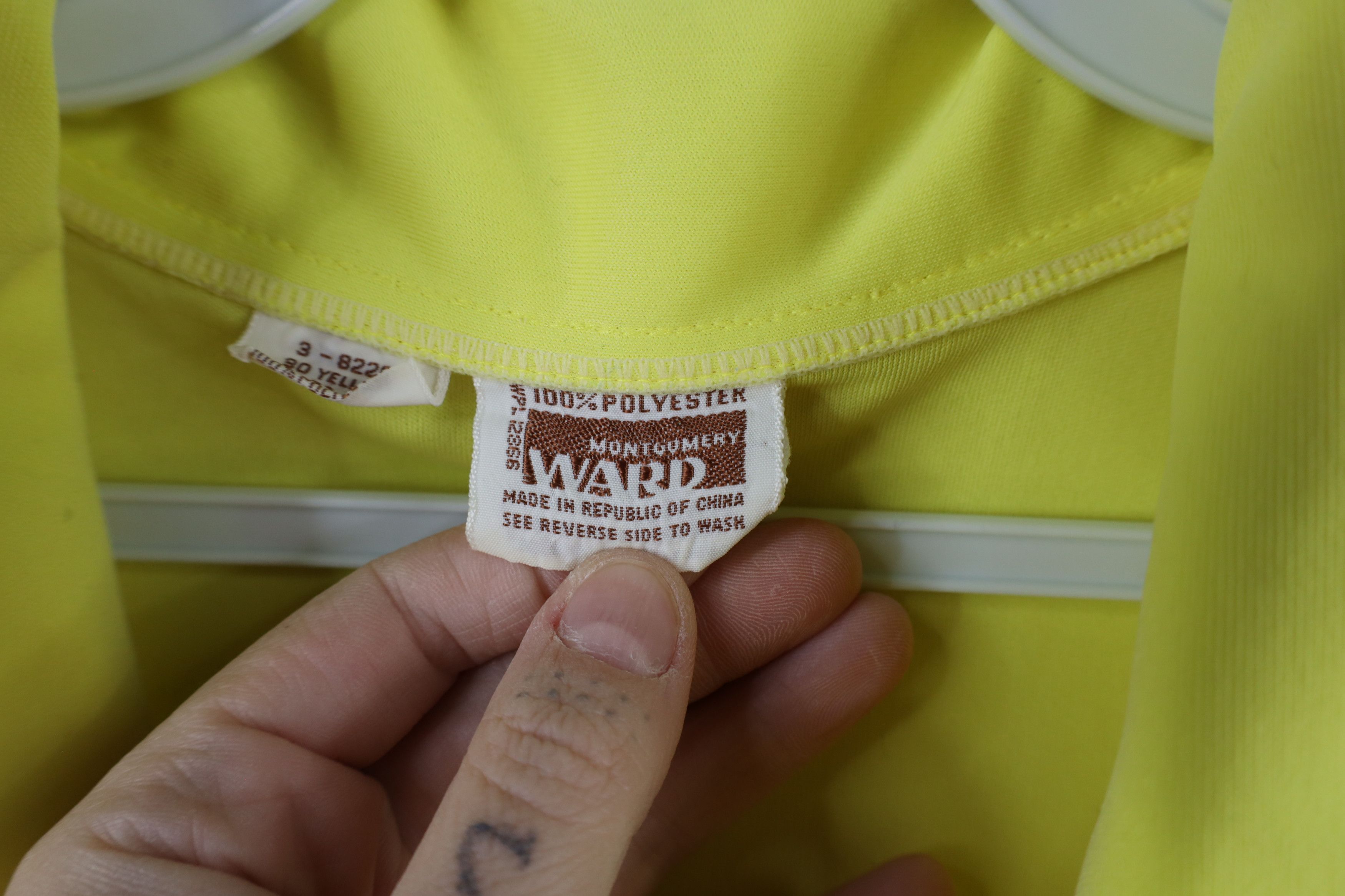 Vintage Vintage 70s Streetwear Blank Collared Polo Shirt Yellow Size US L / EU 52-54 / 3 - 8 Thumbnail