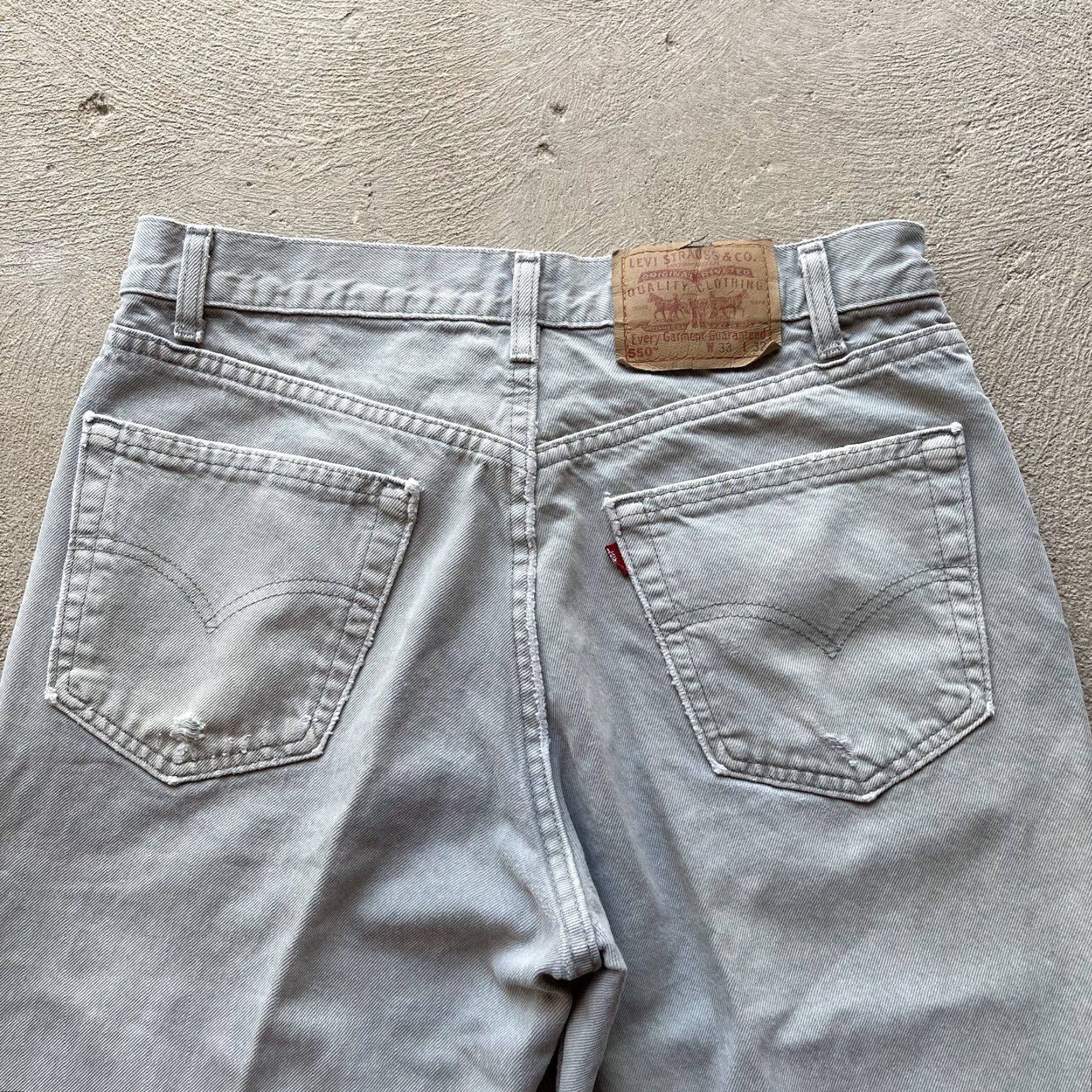 Levi's VINTAGE Levi's 550 Jeans Mens 32x32 Beige Wide-Leg Relaxed Fit Denim Pants 90s Y2K Size US 32 / EU 48 - 5 Thumbnail