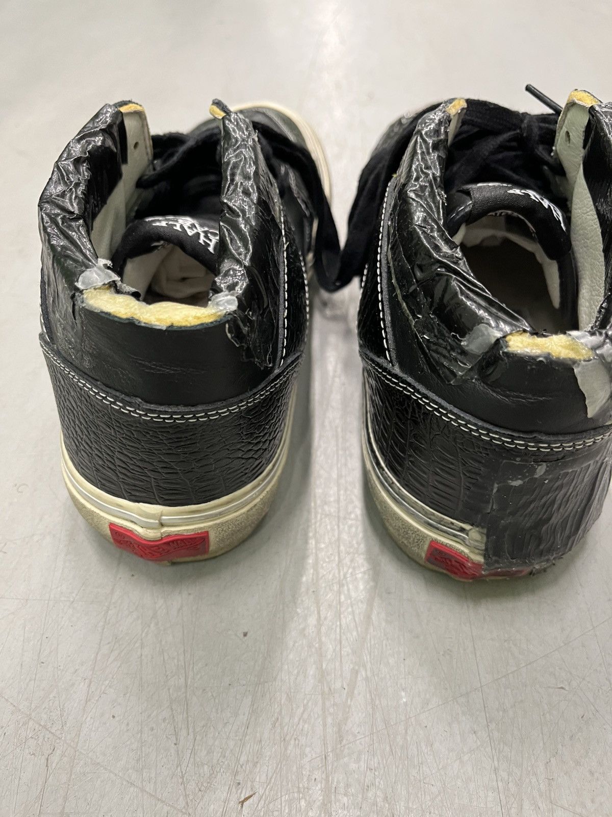 Vans Vans lux duct black vn0a5hzvblar Size US 9 / EU 42 - 11 Thumbnail