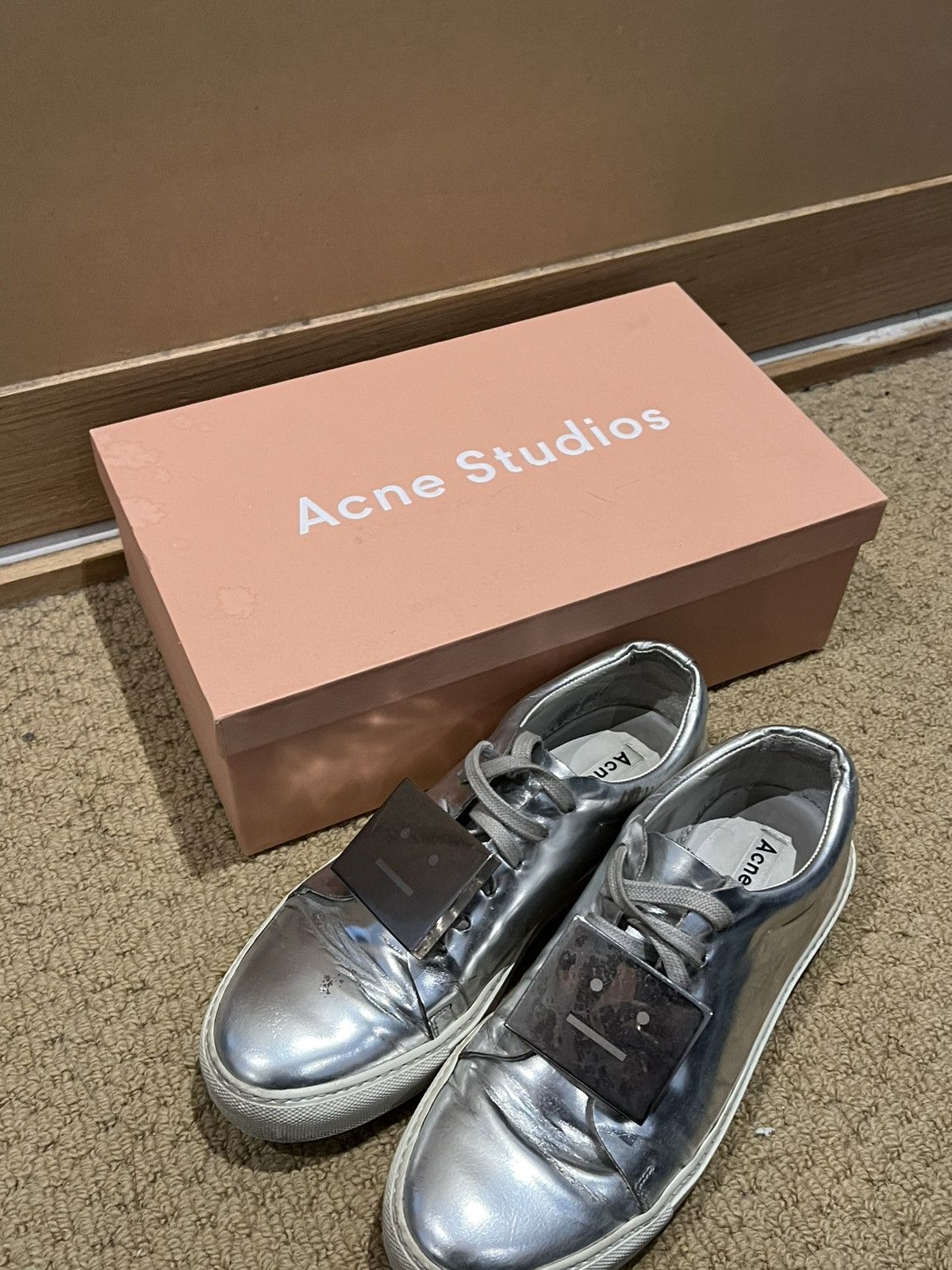 Acne Studios Acne Studio Metallic Smile Face Sneaker Size US 7 / IT 37 - 5 Thumbnail