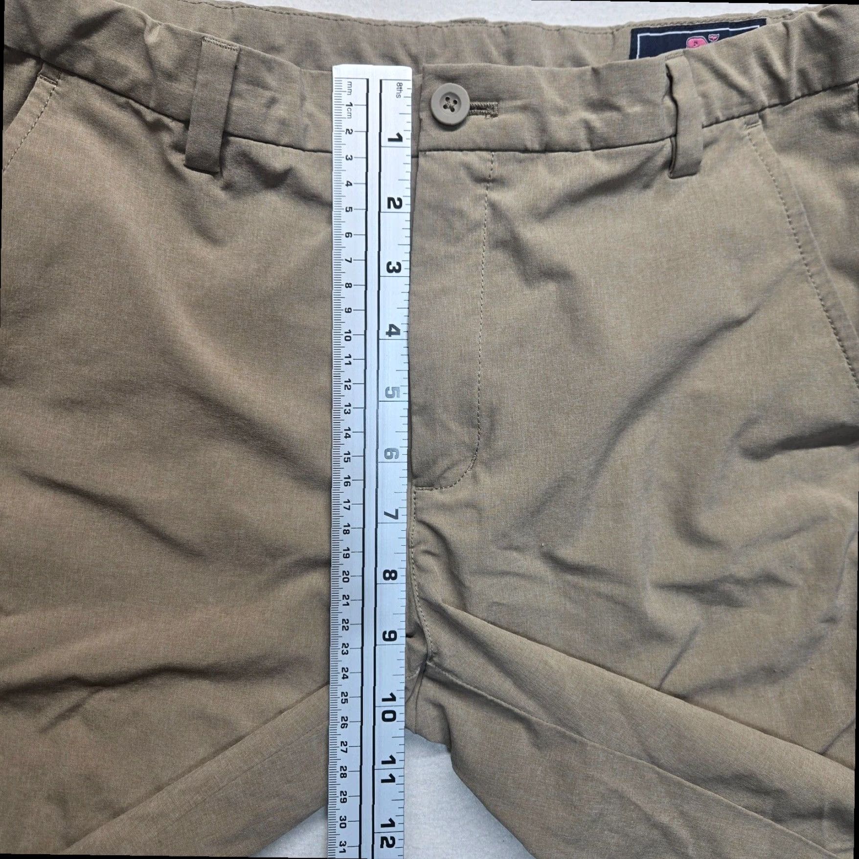 Vineyard Vines Vineyard Vines Beige Chino Cotton Shorts Womens Size 18 Size 40" / US 18 - 6 Thumbnail
