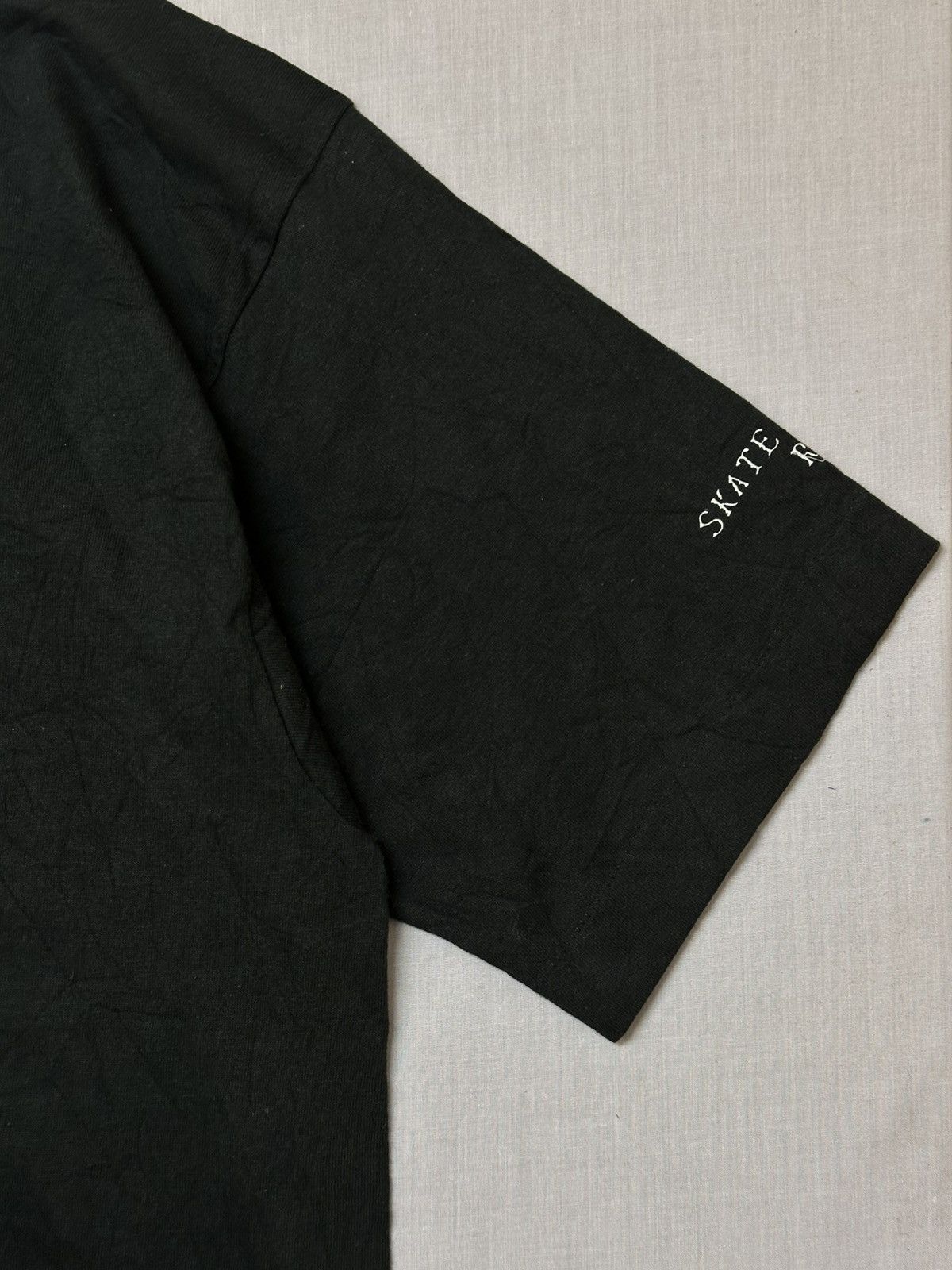 Fruit Of The Loom vintage Skate Tough Rock Hard Jimco Records t-shirt. Size US XL / EU 56 / 4 - 6 Thumbnail