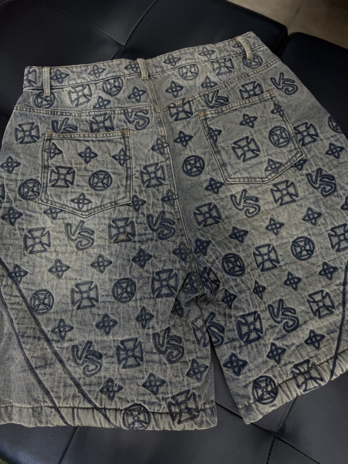 Vale Vale Valley Denim Embroidery Shorts Size 34 (NEW) Size US 34 / EU 50 - 9 Thumbnail