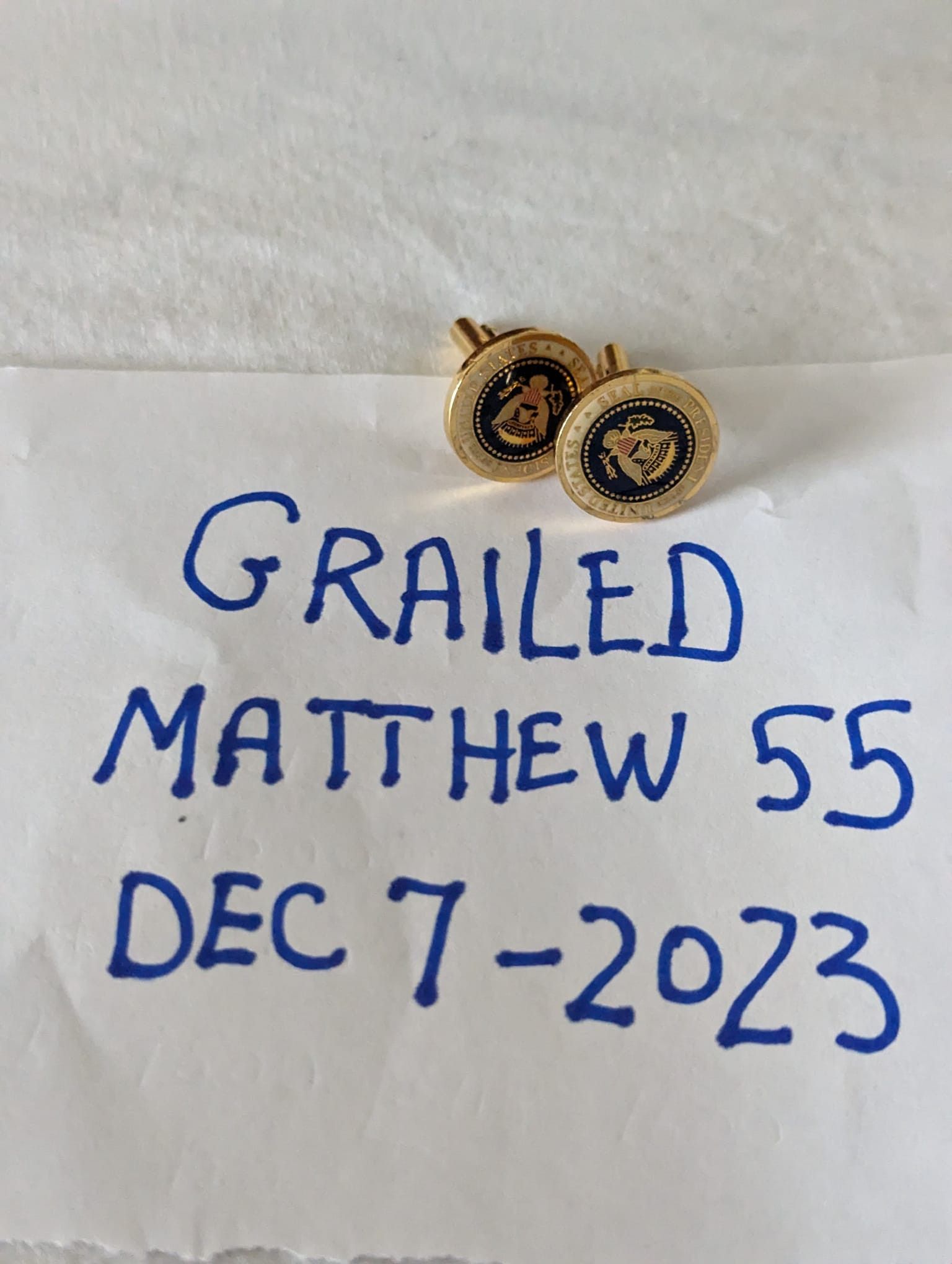 image of Vintage Cufflinks - Seal Of The Us President George Bush in Polished Gold, Men's