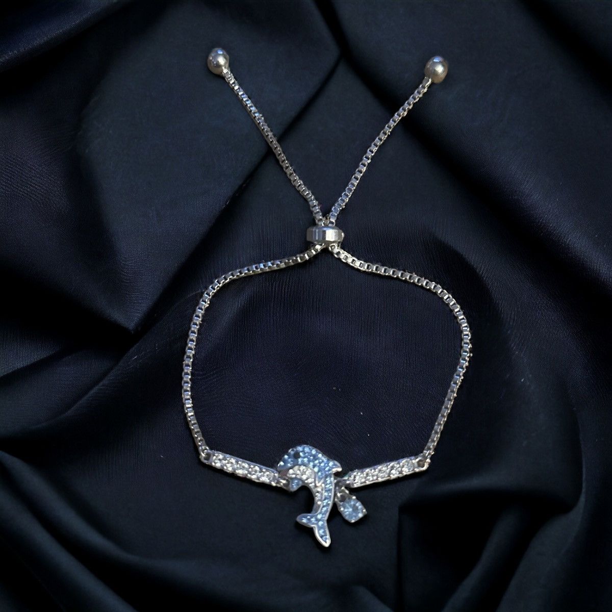 Other Rhinestone dolphin bolo bracelet Size ONE SIZE - 1 Thumbnail
