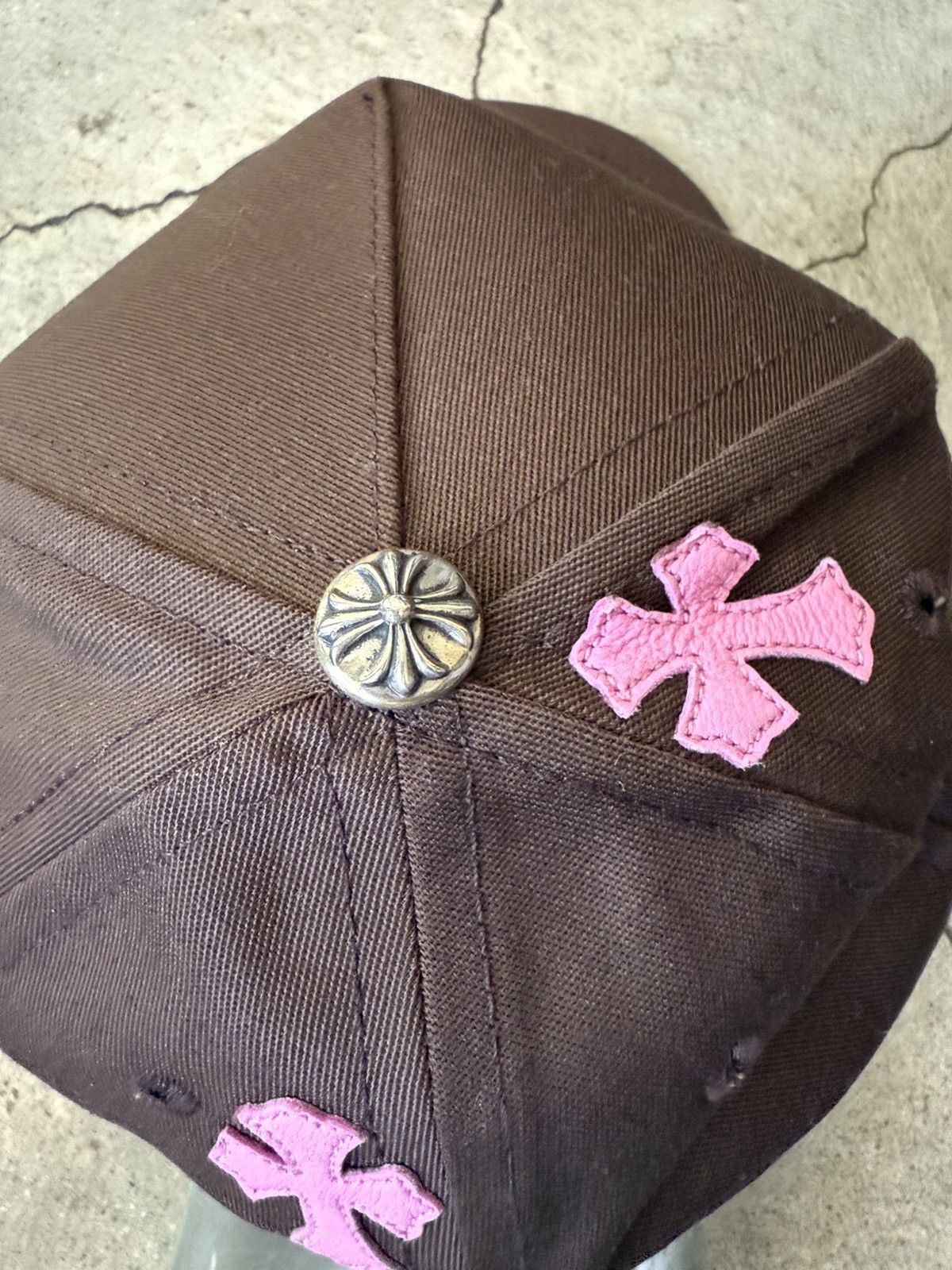 Chrome Hearts BRAND NEW CHROME HEARTS PINK LEATHER CROSS PATCH TRUCKER HAT Size ONE SIZE - 2 Thumbnail