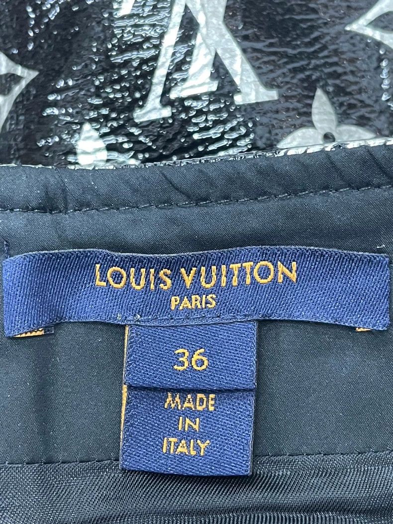 Louis Vuitton Louis Vuitton Black with white presbyopic full logo leathe Size 35" - 4 Thumbnail