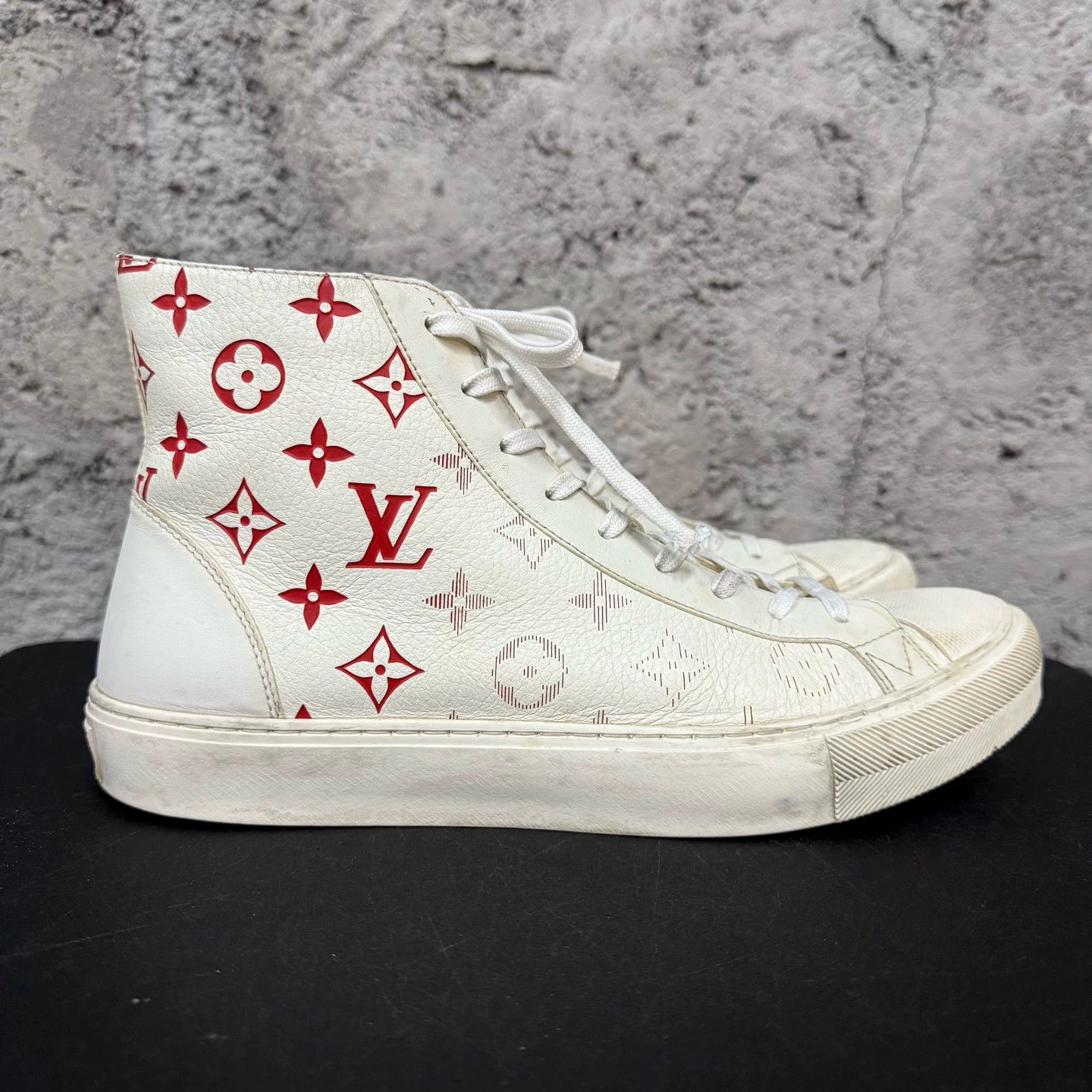 Louis Vuitton LV high-top sneakers US8 Size US 8 / EU 41 - 1 Thumbnail