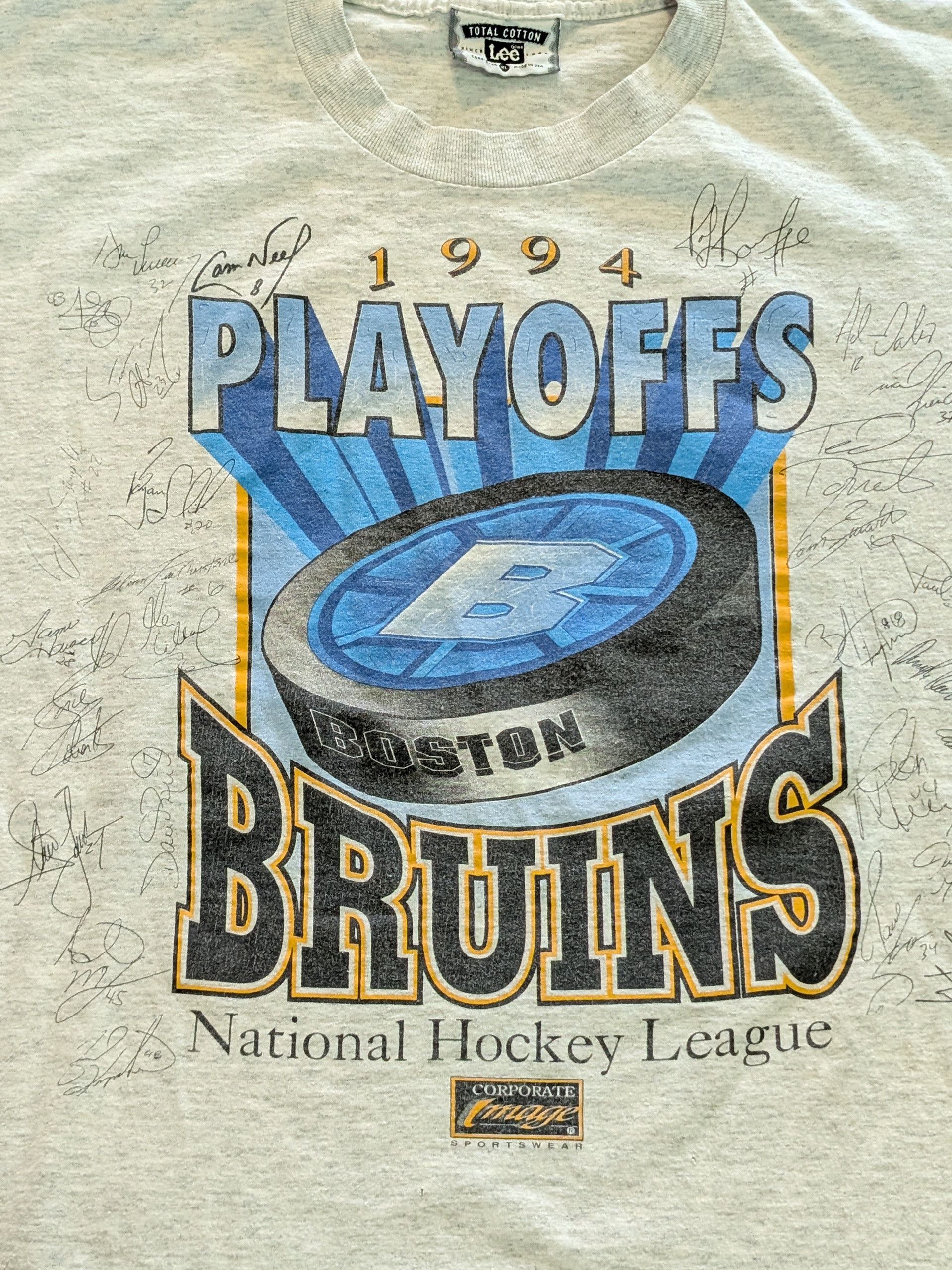 Lee 1994 Boston Bruins Playoffs Autographed T-Shirt 1994 Size XL Size US XL / EU 56 / 4 - 2 Thumbnail
