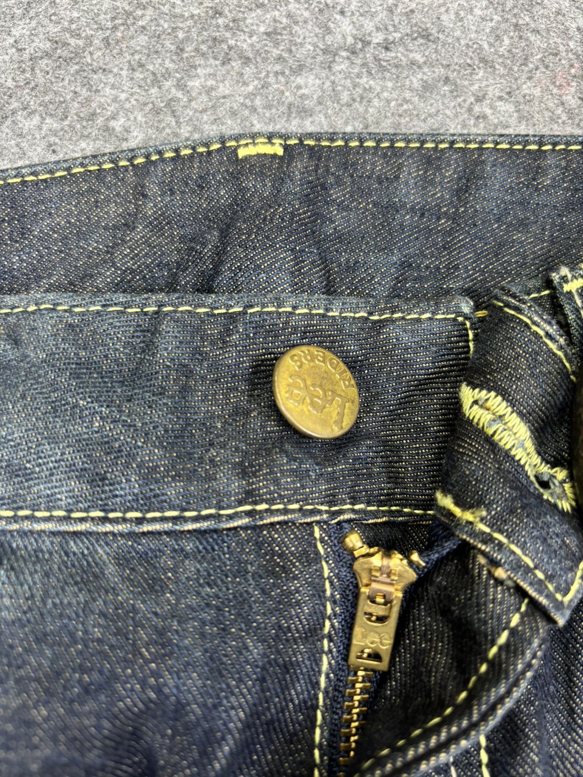 Lee 💥Archival Super Flare💥Lee Crazy Mudwash Flare Denim K5 Size US 29 - 9 Thumbnail