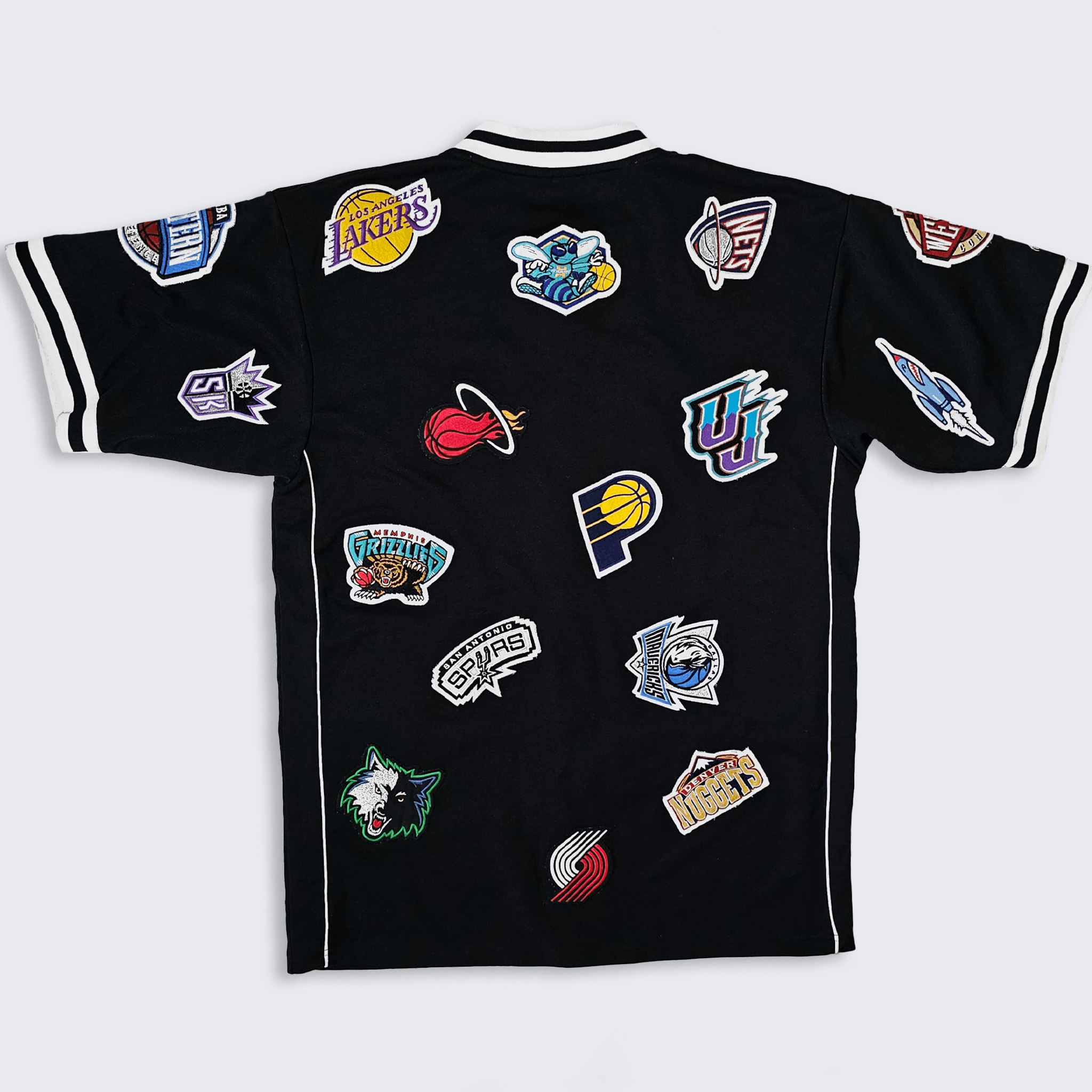 NBA NBA Patches Vintage Y2K Majestic Warm Up Jersey Shirt Size US L / EU 52-54 / 3 - 2 Thumbnail