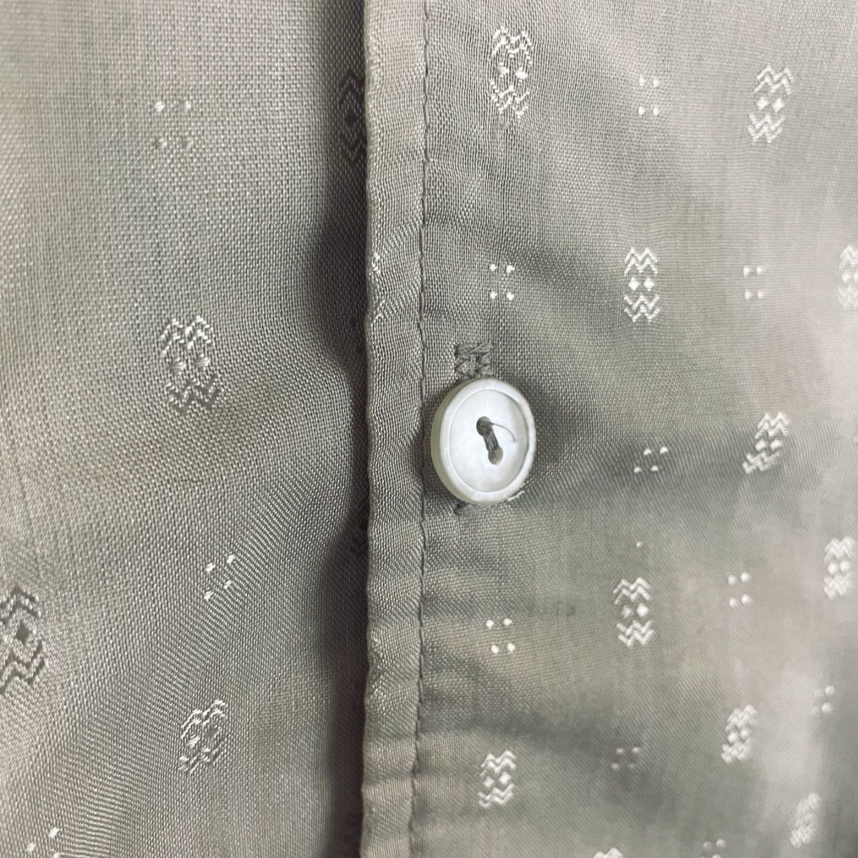 Vintage VINTAGE TownCraft Shirt Mens Large Dagger Embroidery Geometric Hippie 60s 70s Penneys AA17 Beige Brown Button-Up Size US L / EU 52-54 / 3 - 7 Thumbnail
