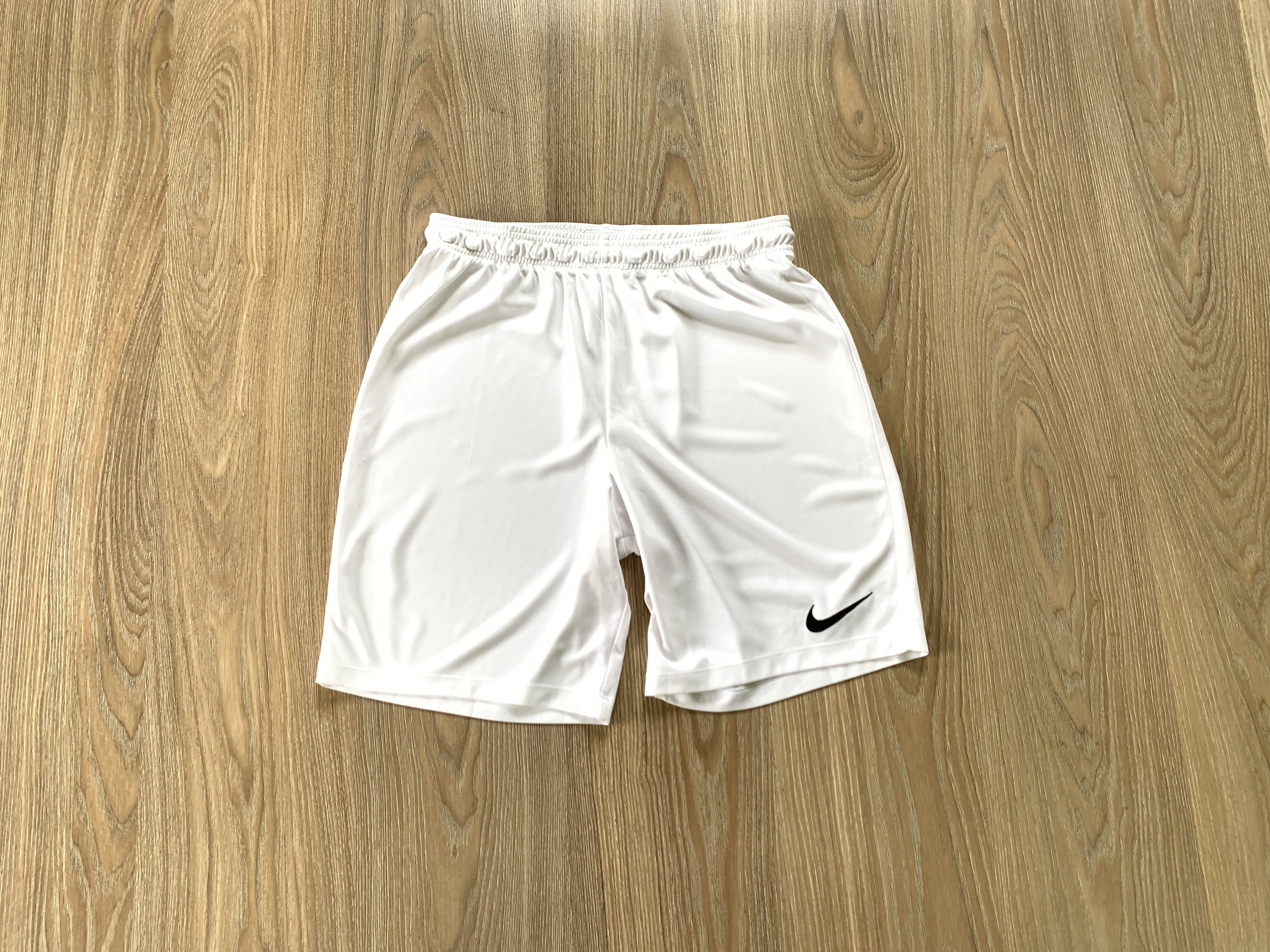 Nike × Vintage Nike Dri Fit White Training Shorts Size US 34 / EU 50 - 1 Thumbnail